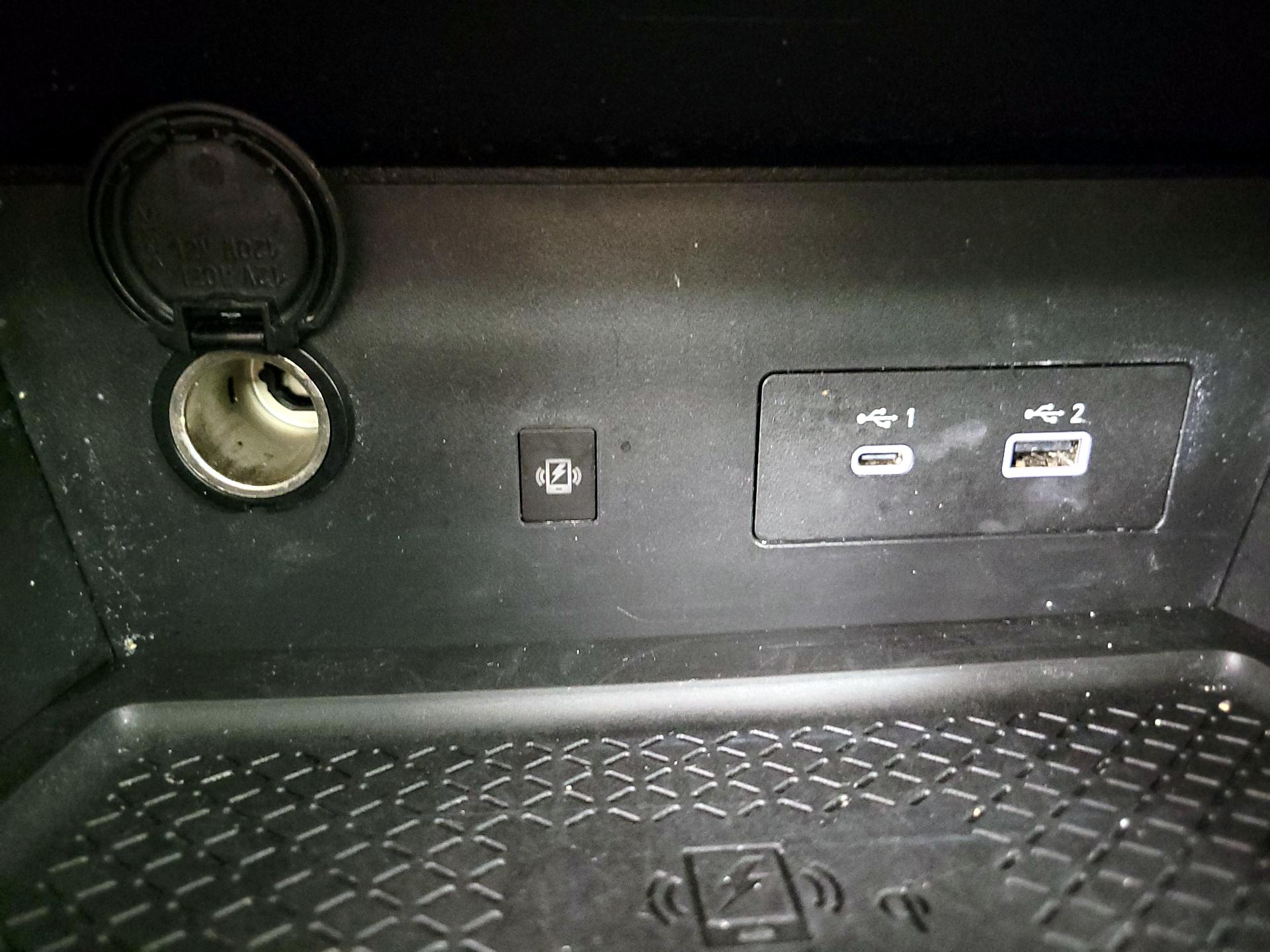 Thumbnail: 2023 Nissan Pathfinder - 19