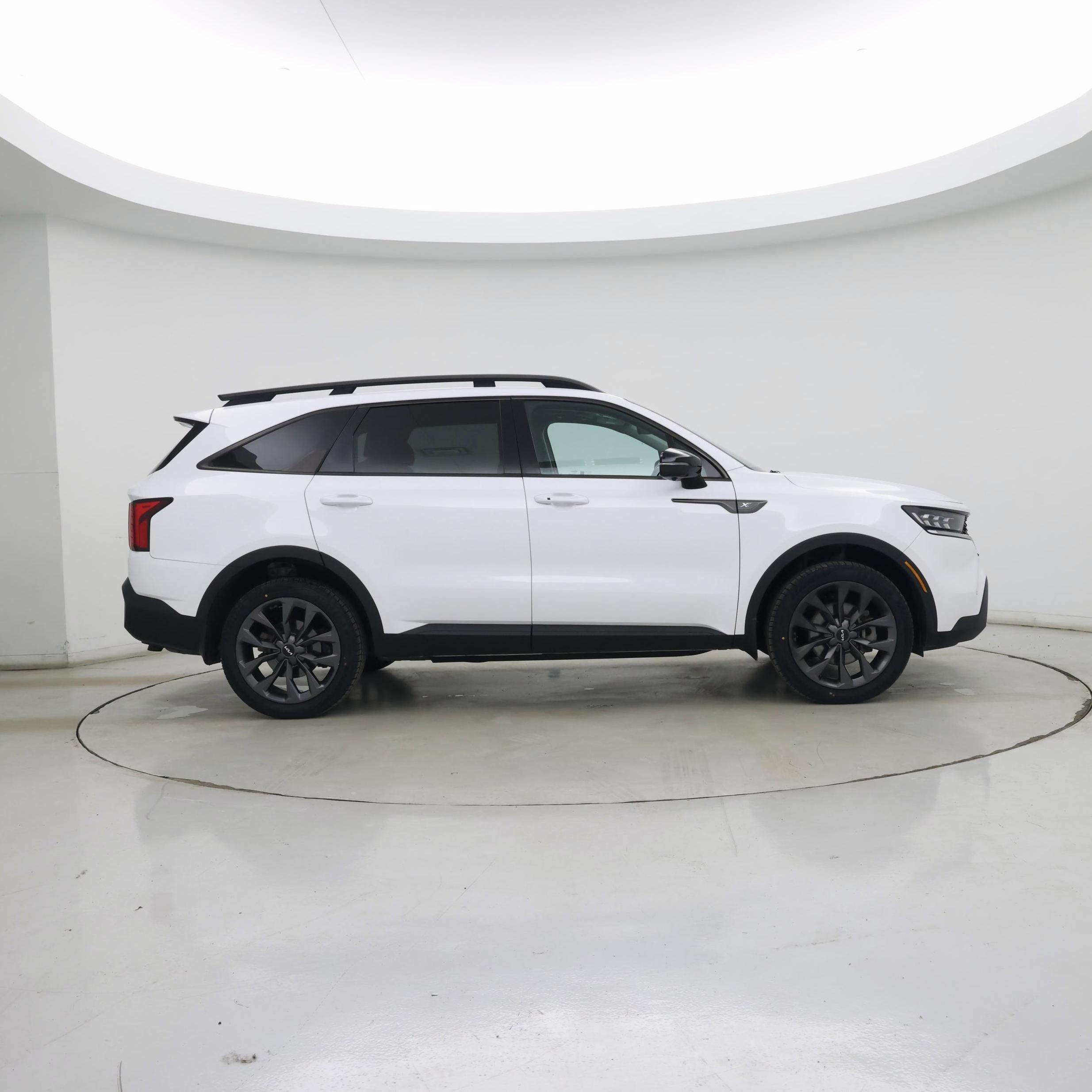 Thumbnail: 2022 Kia Sorento - 7