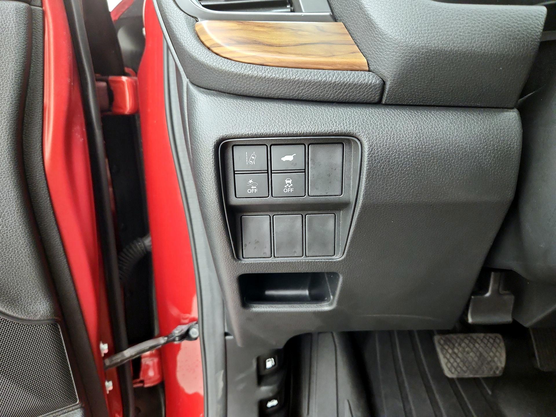 Thumbnail: 2017 Honda CR-V - 13
