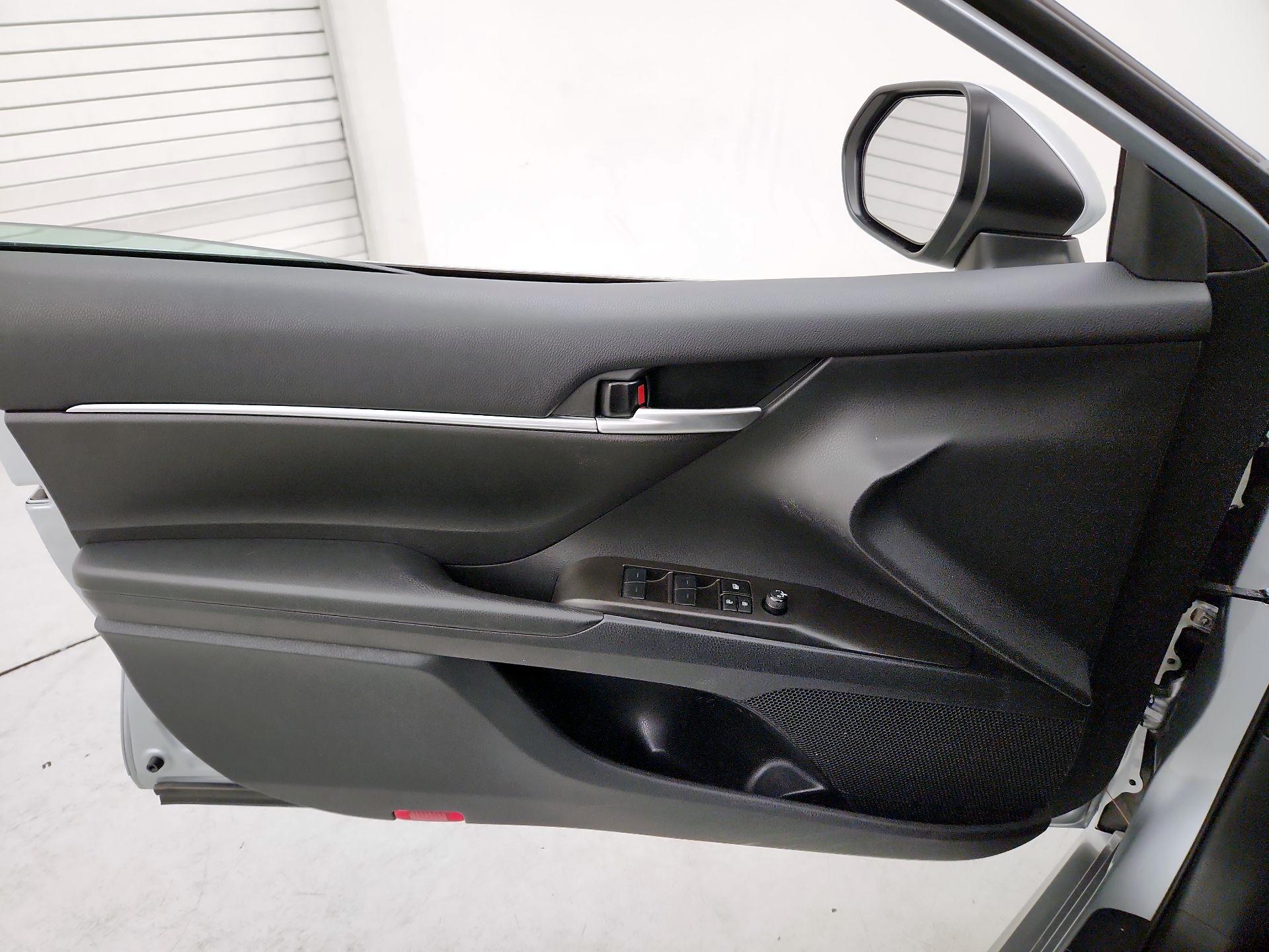 Thumbnail: 2024 Toyota Camry - 12