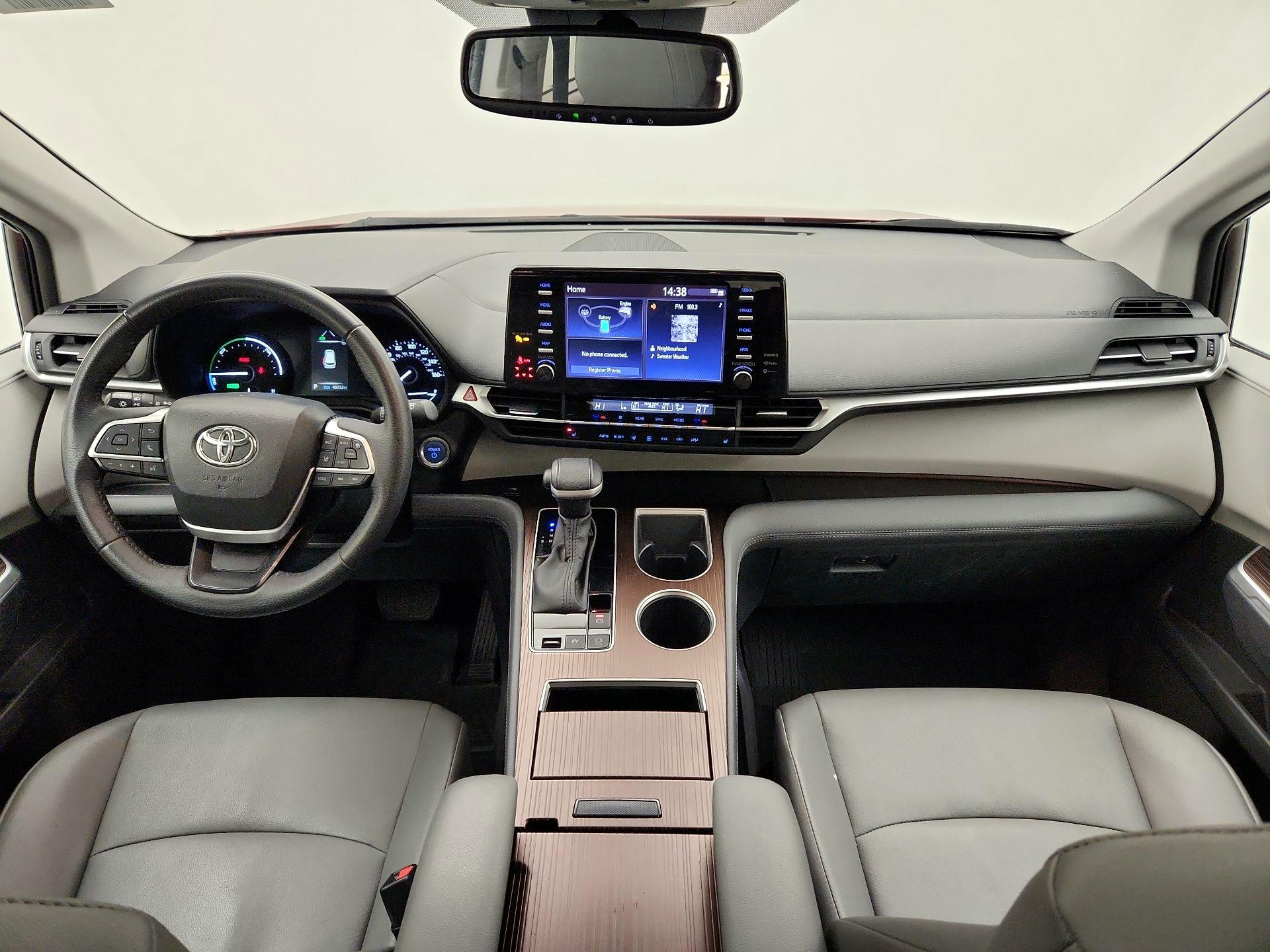 Thumbnail: 2023 Toyota Sienna - 9