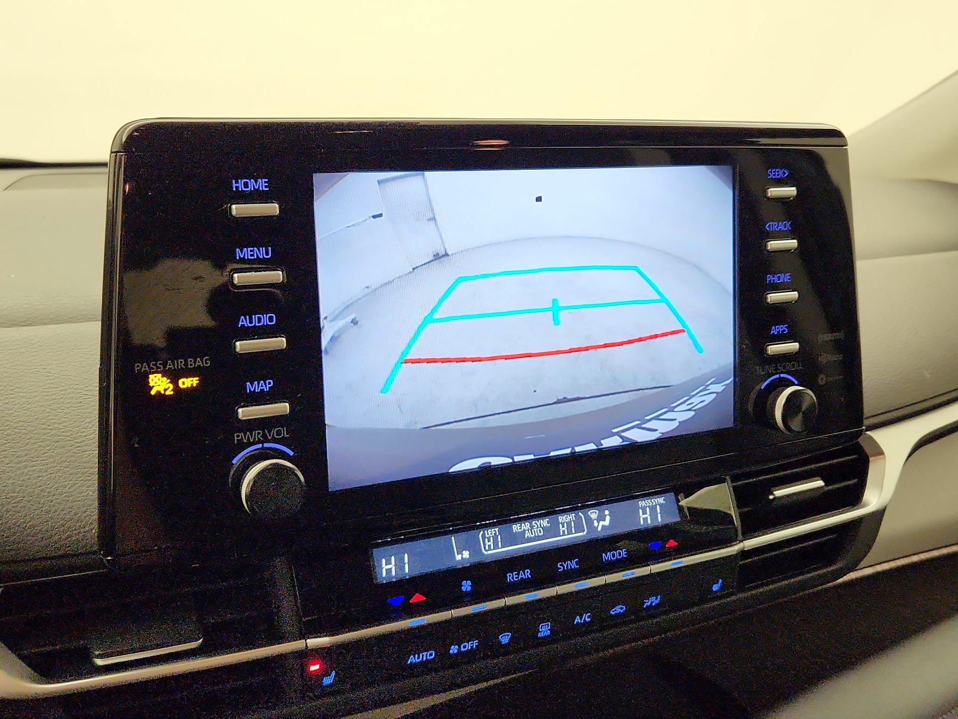 Thumbnail: 2023 Toyota Sienna - 14