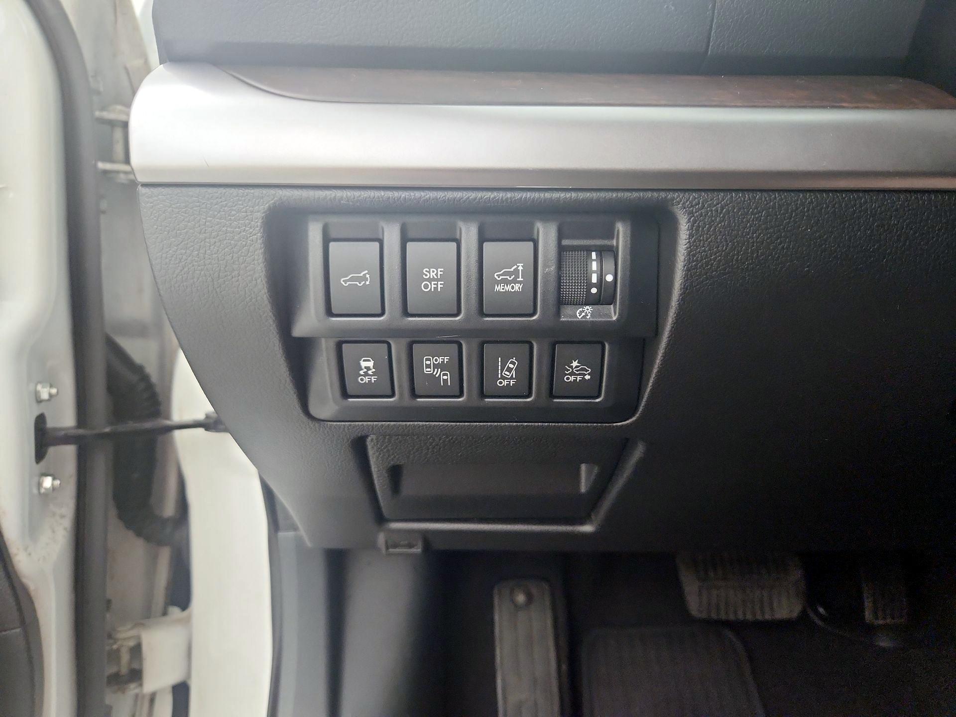 Thumbnail: 2016 Subaru Outback - 13