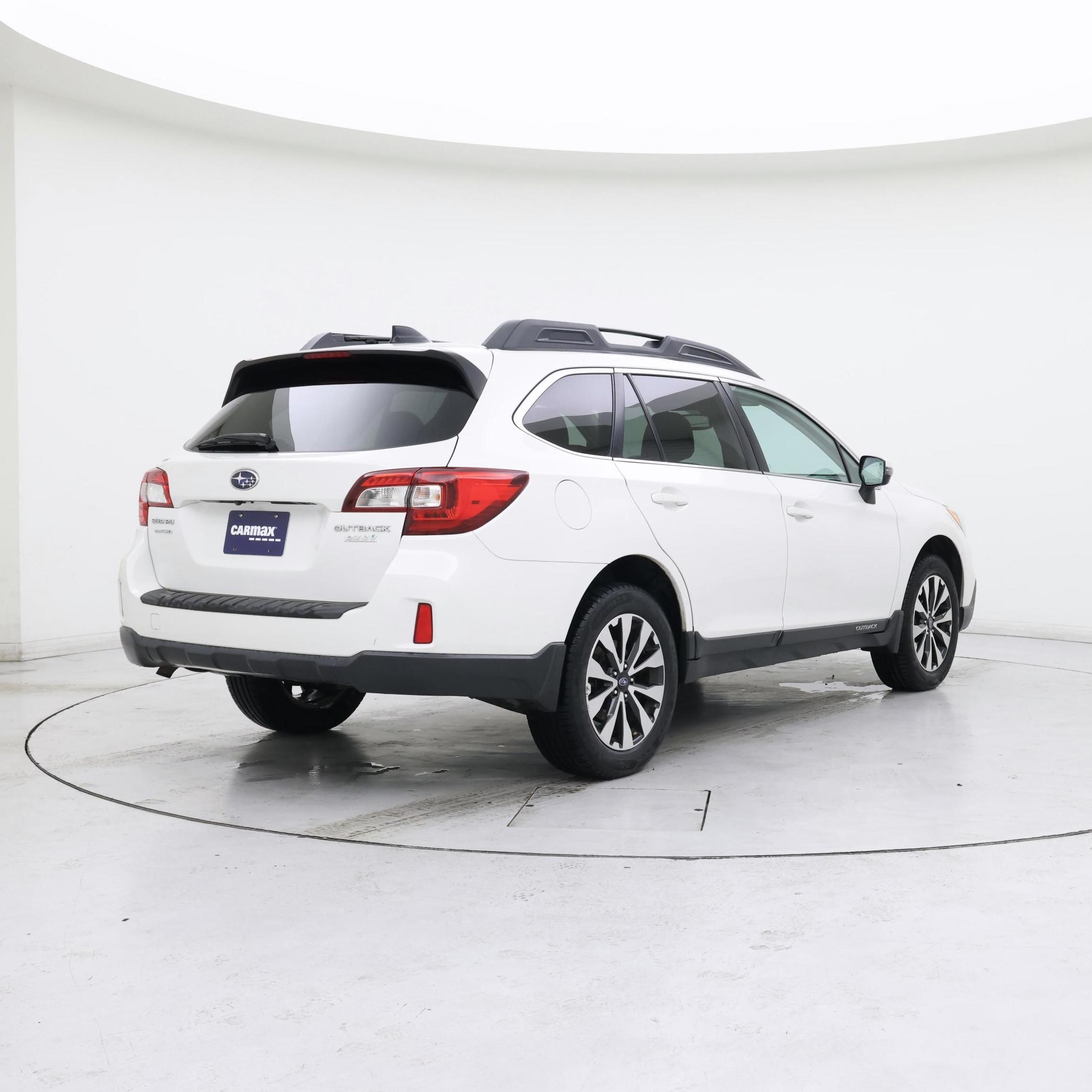 Thumbnail: 2016 Subaru Outback - 8