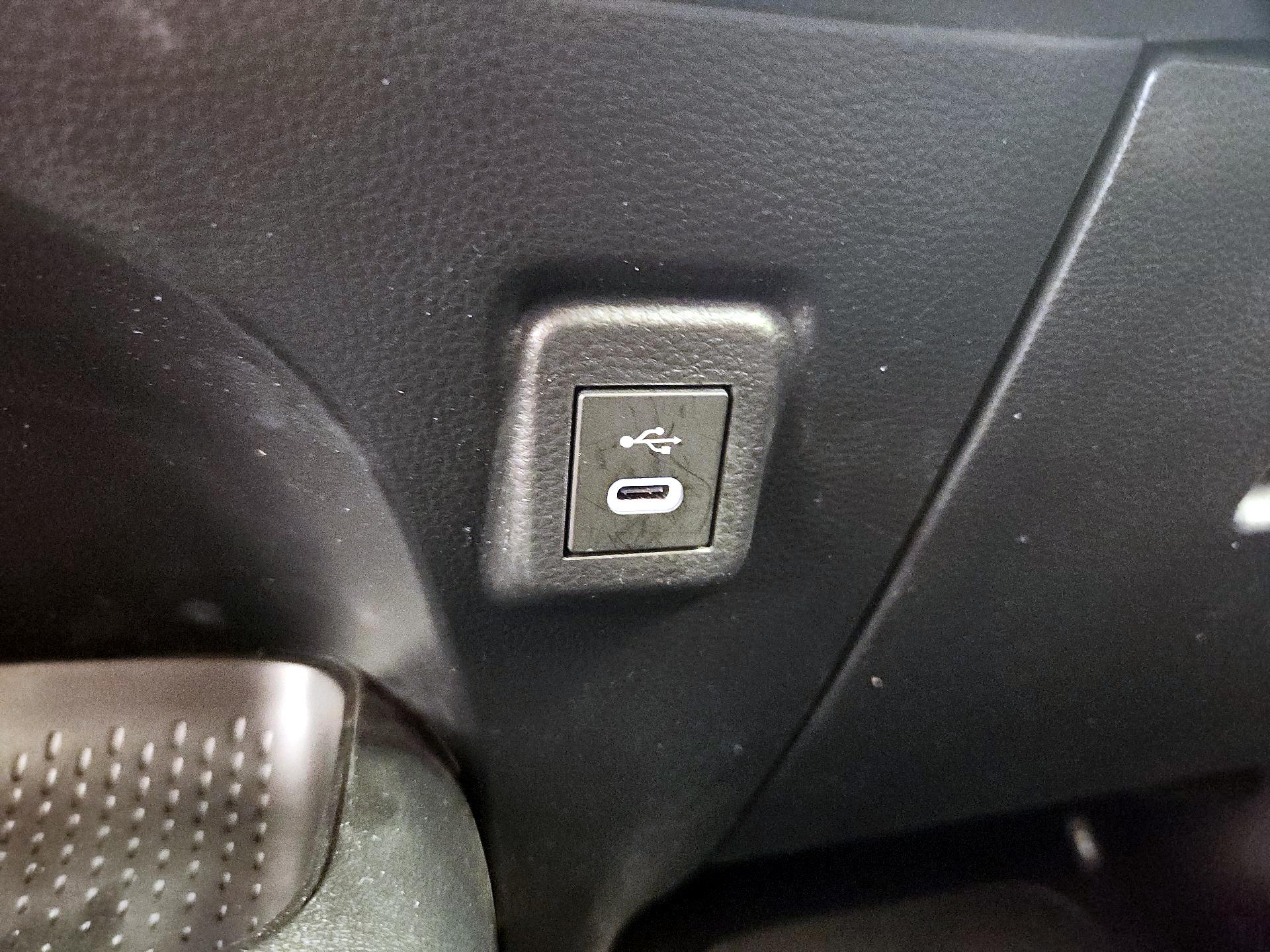 Thumbnail: 2024 Toyota Corolla - 18