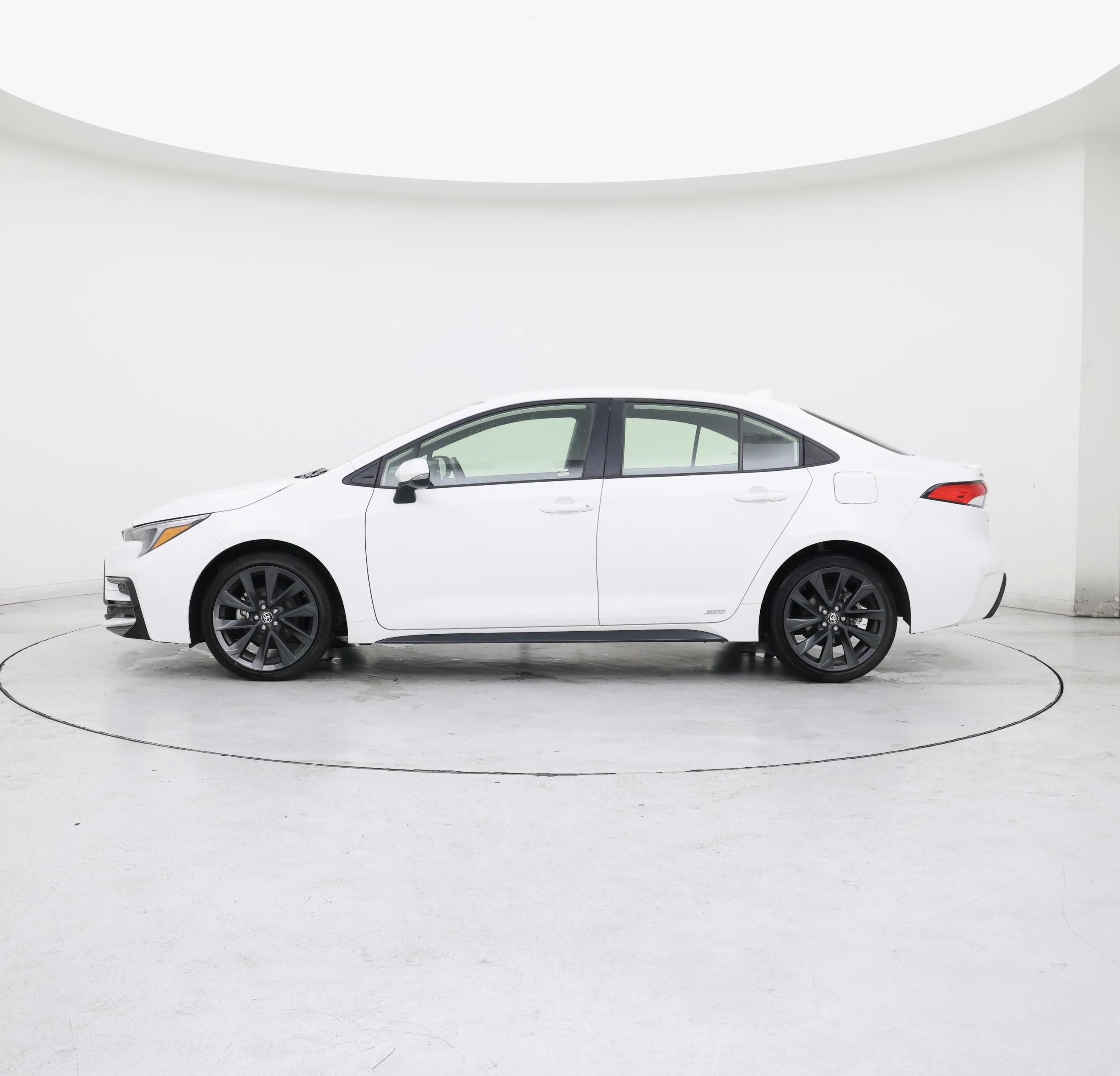 Thumbnail: 2024 Toyota Corolla - 3