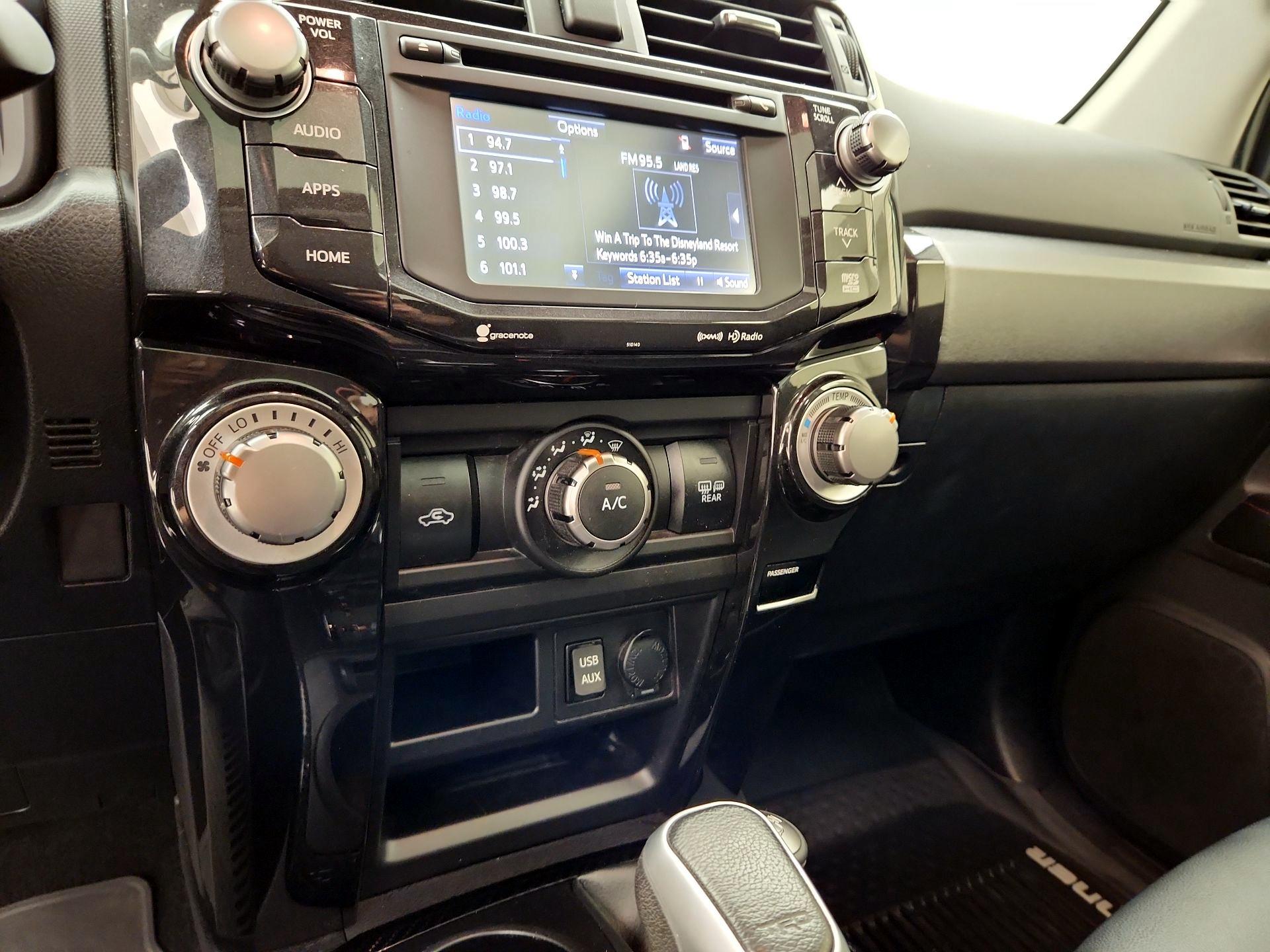 Thumbnail: 2018 Toyota 4Runner - 17