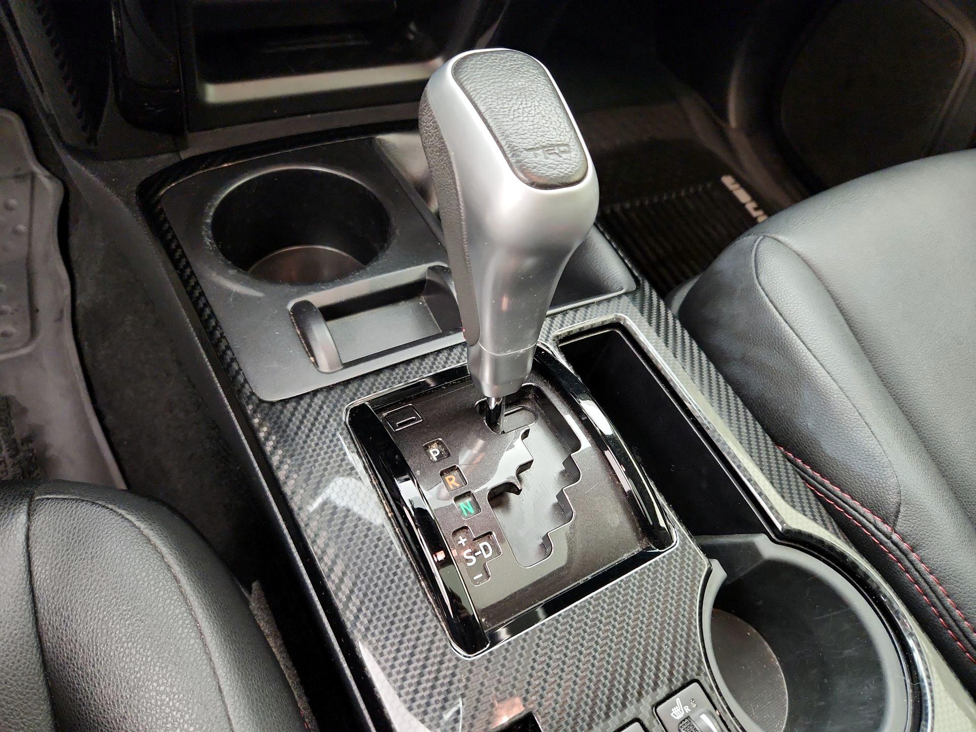 Thumbnail: 2018 Toyota 4Runner - 18