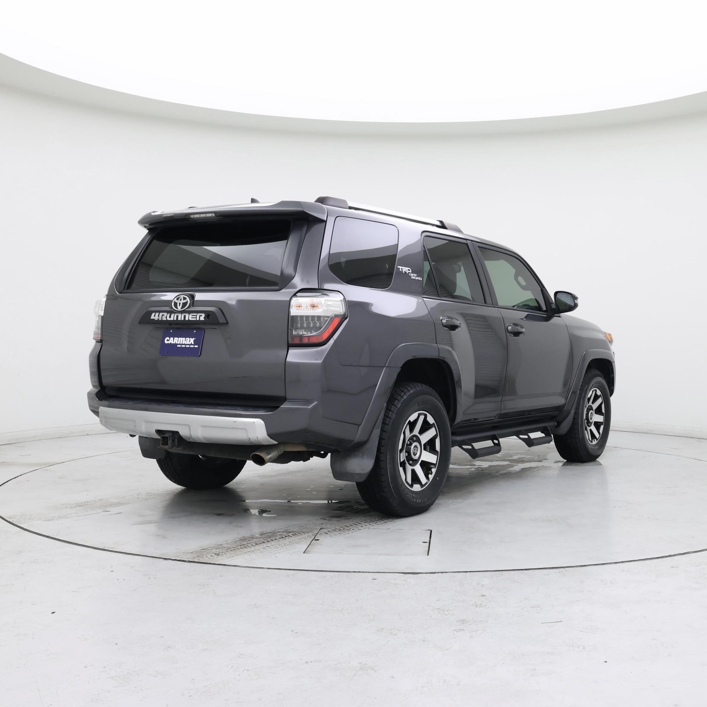 Thumbnail: 2018 Toyota 4Runner - 8