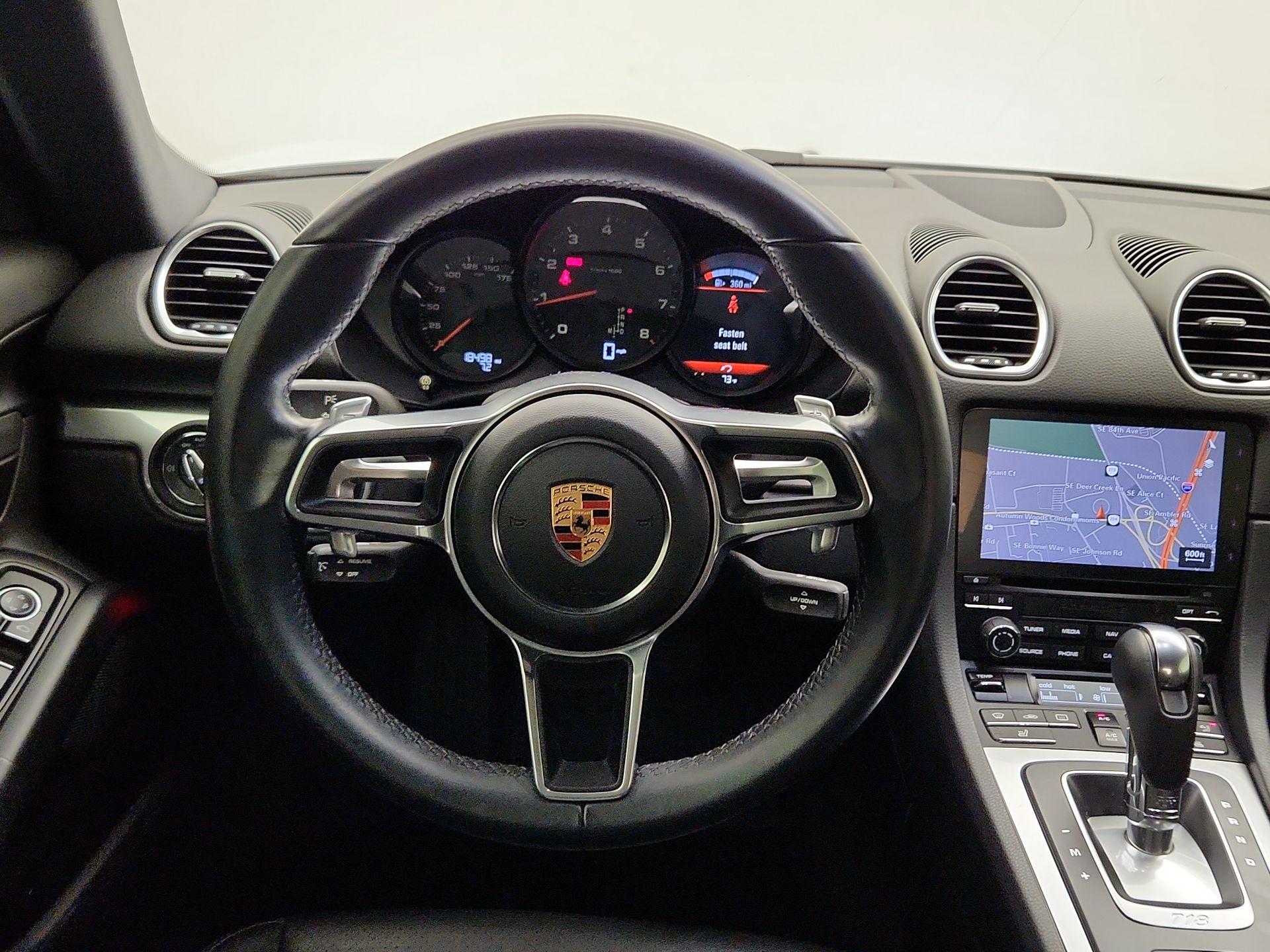 Thumbnail: 2018 Porsche 718 Cayman - 10