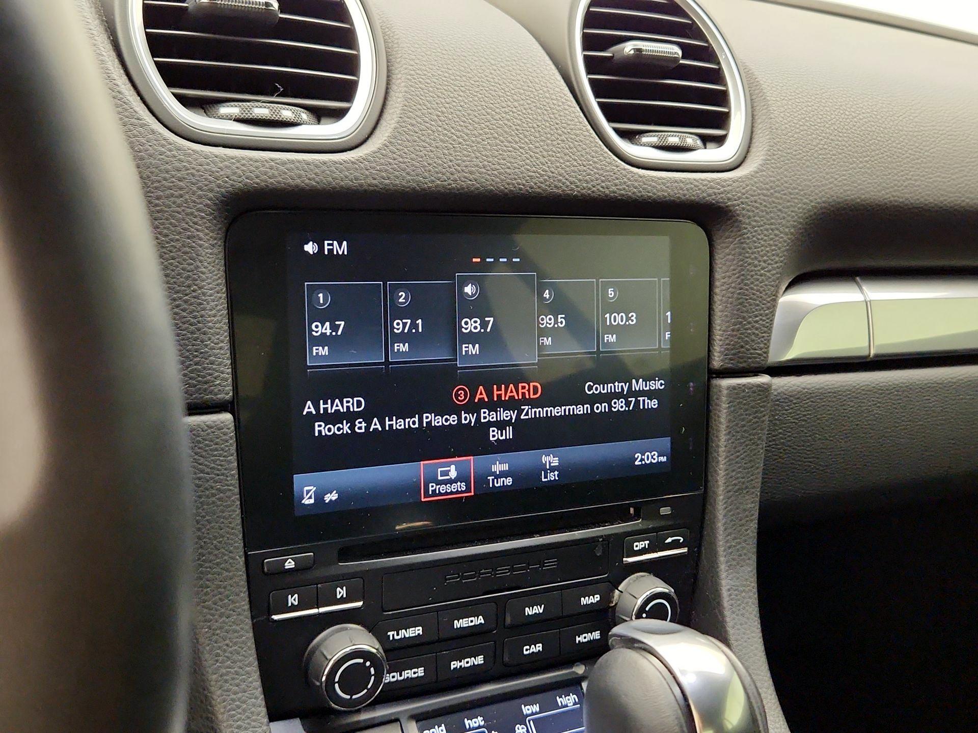 Thumbnail: 2018 Porsche 718 Cayman - 16