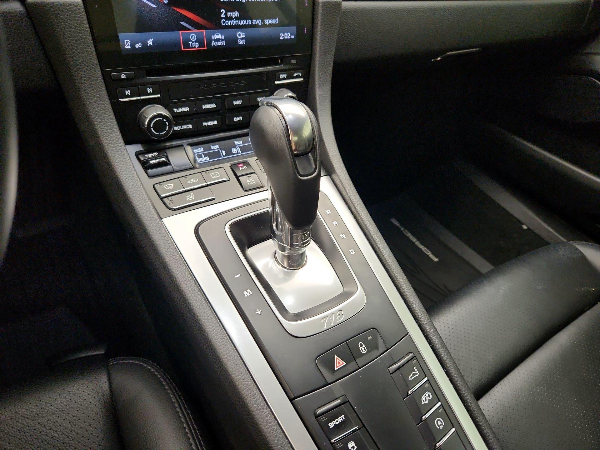 Thumbnail: 2018 Porsche 718 Cayman - 18