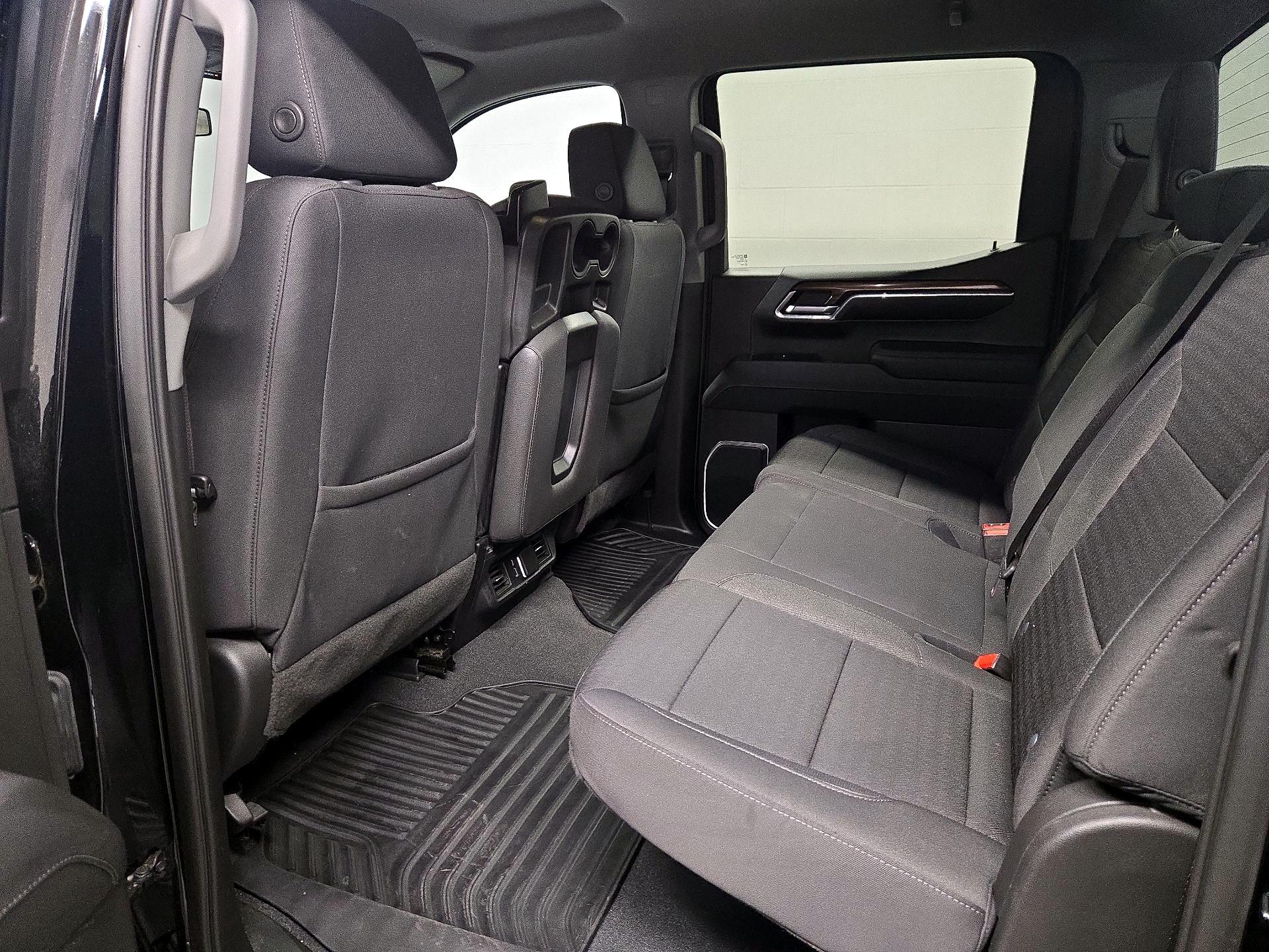 Thumbnail: 2023 Chevrolet Silverado 1500 - 19