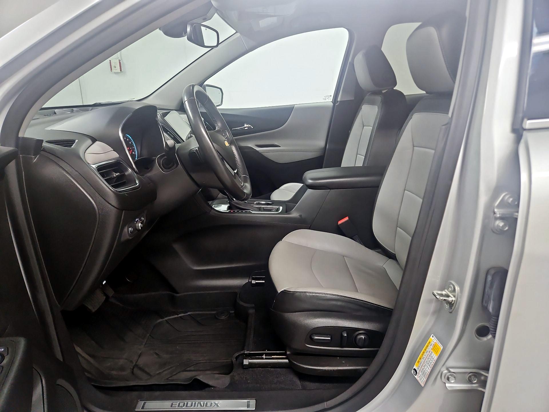 Thumbnail: 2021 Chevrolet Equinox - 11