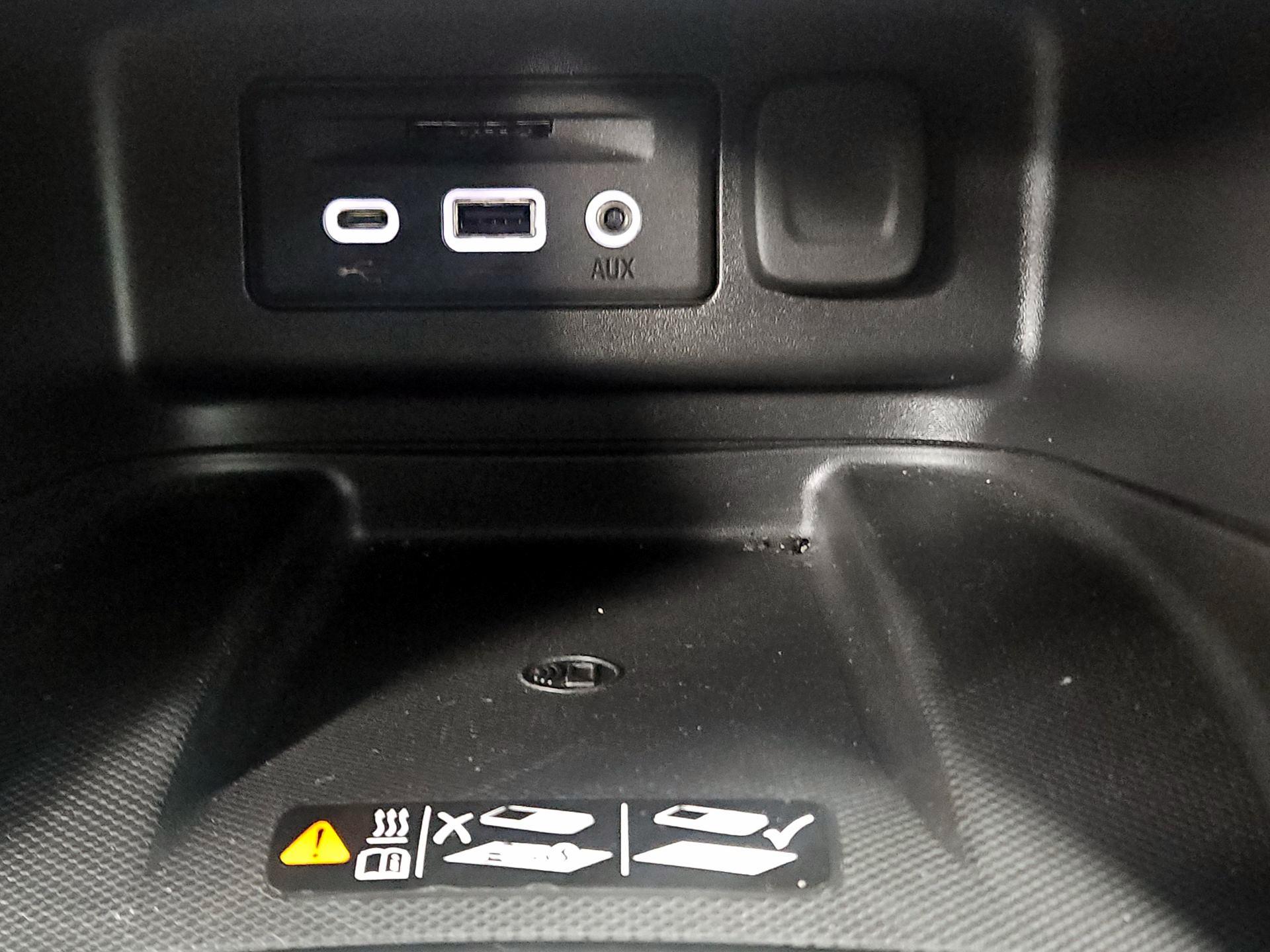 Thumbnail: 2021 Chevrolet Equinox - 18