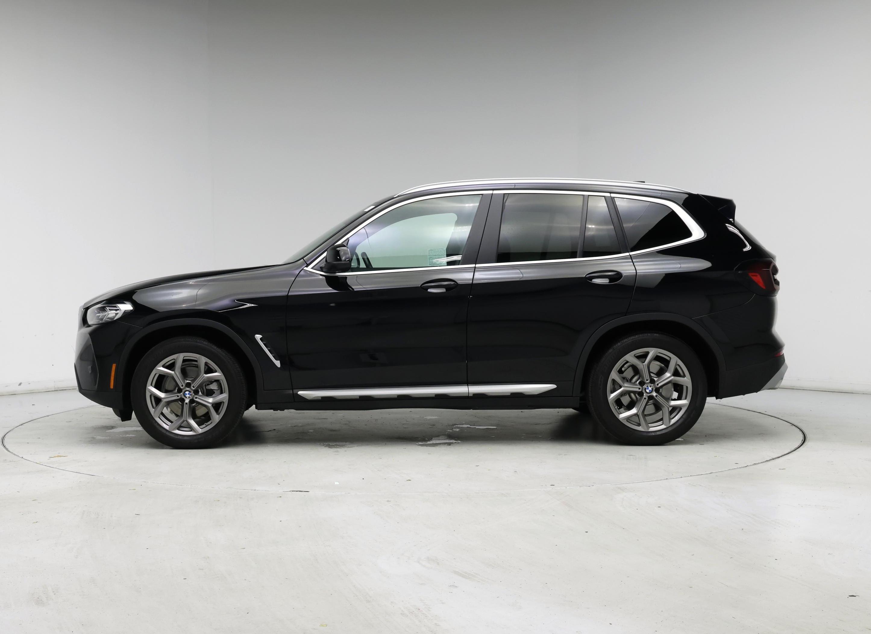 Thumbnail: 2022 BMW X3 - 3