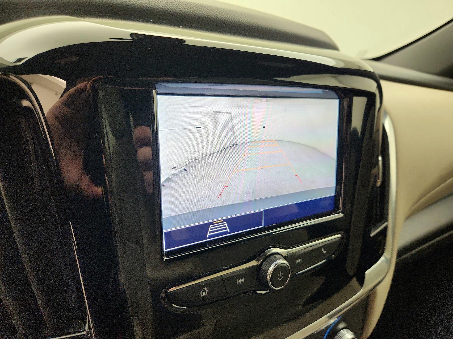 Thumbnail: 2023 Chevrolet Traverse - 14