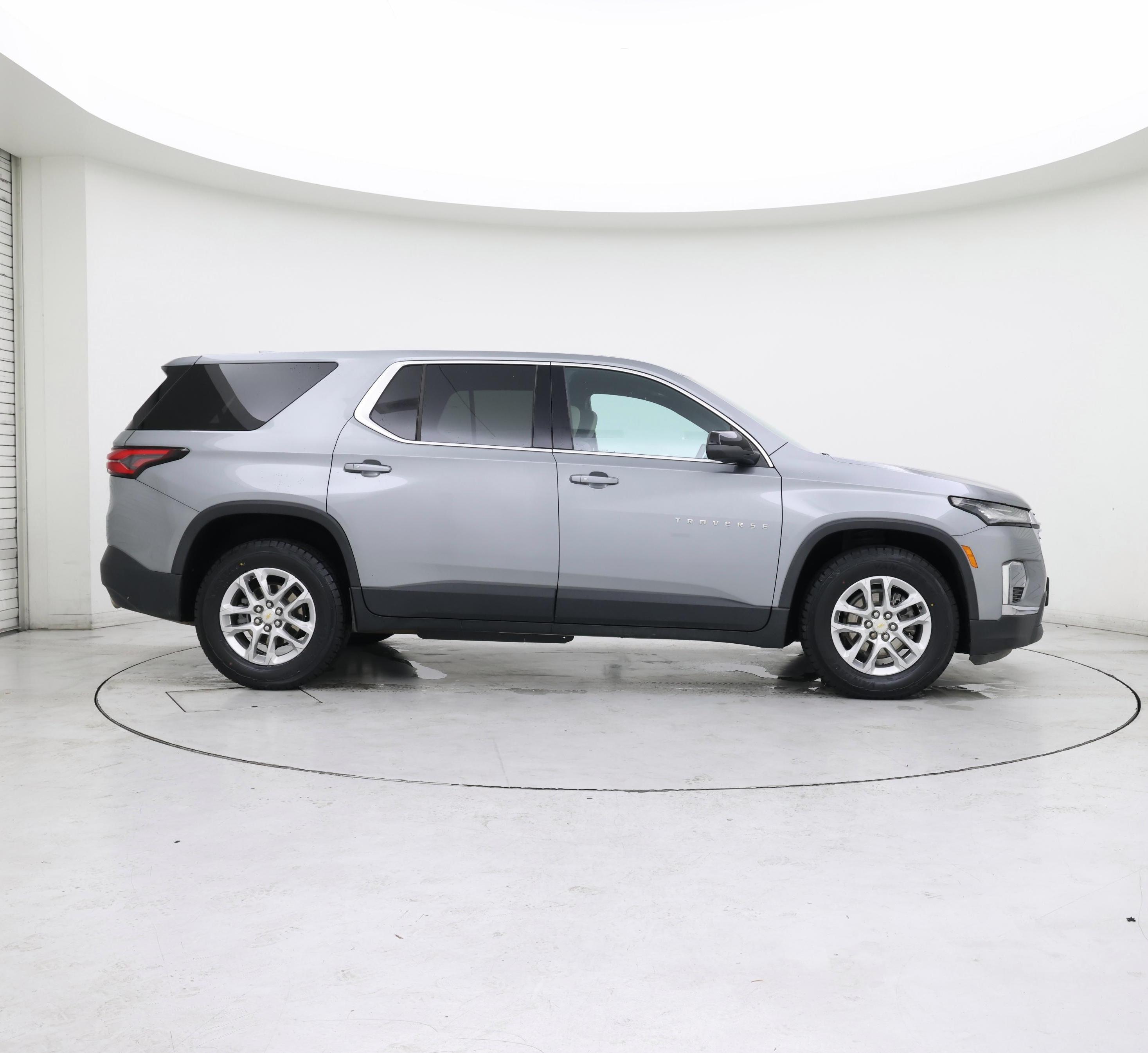 Thumbnail: 2023 Chevrolet Traverse - 7