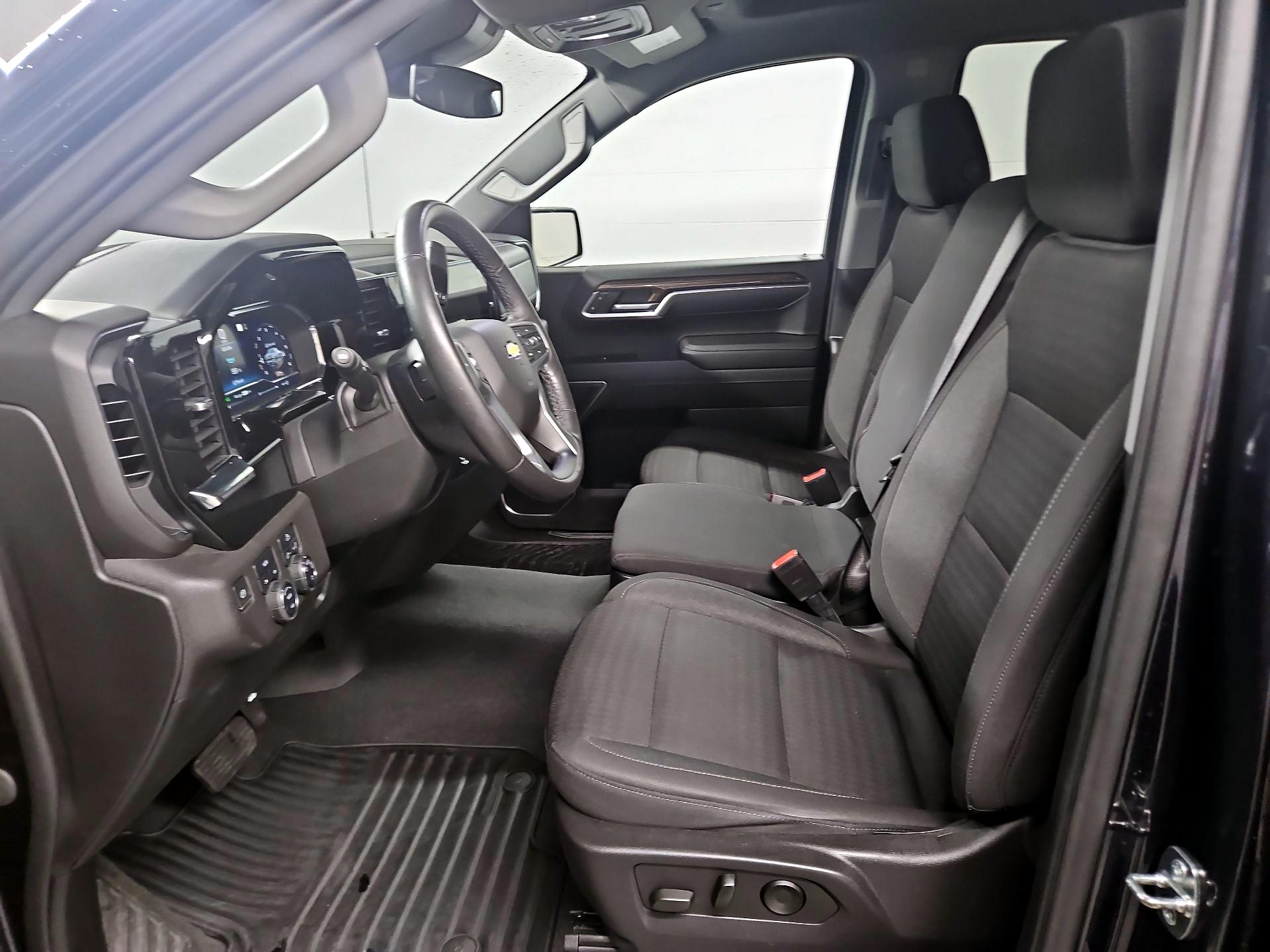 Thumbnail: 2022 Chevrolet Silverado 1500 - 11