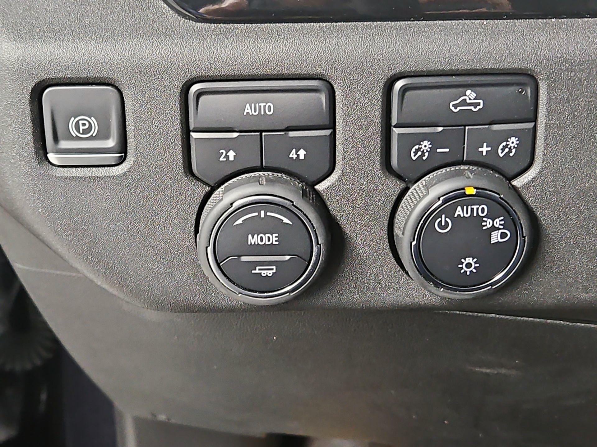 Thumbnail: 2022 Chevrolet Silverado 1500 - 13