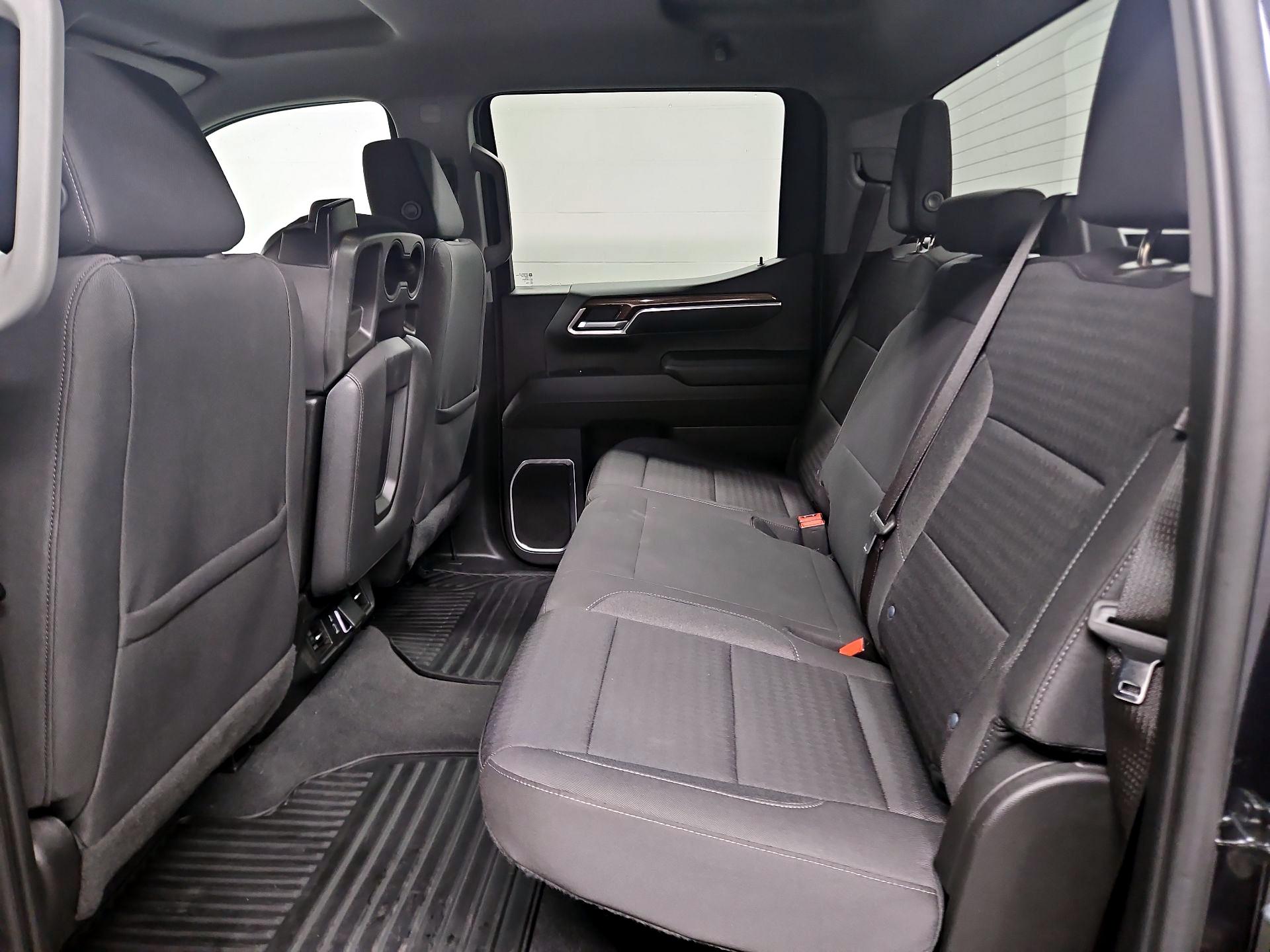 Thumbnail: 2022 Chevrolet Silverado 1500 - 19