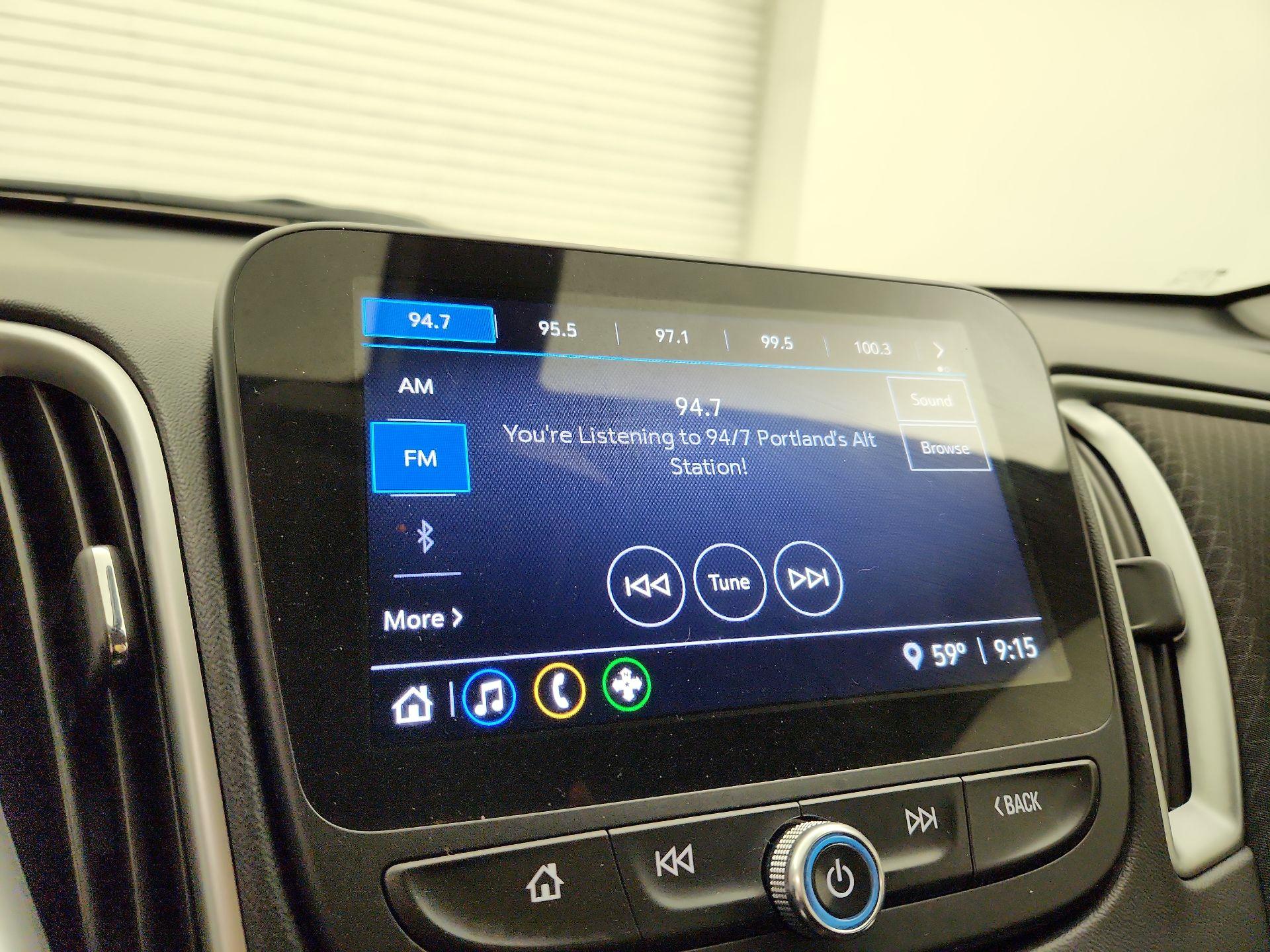 Thumbnail: 2022 Chevrolet Malibu - 15