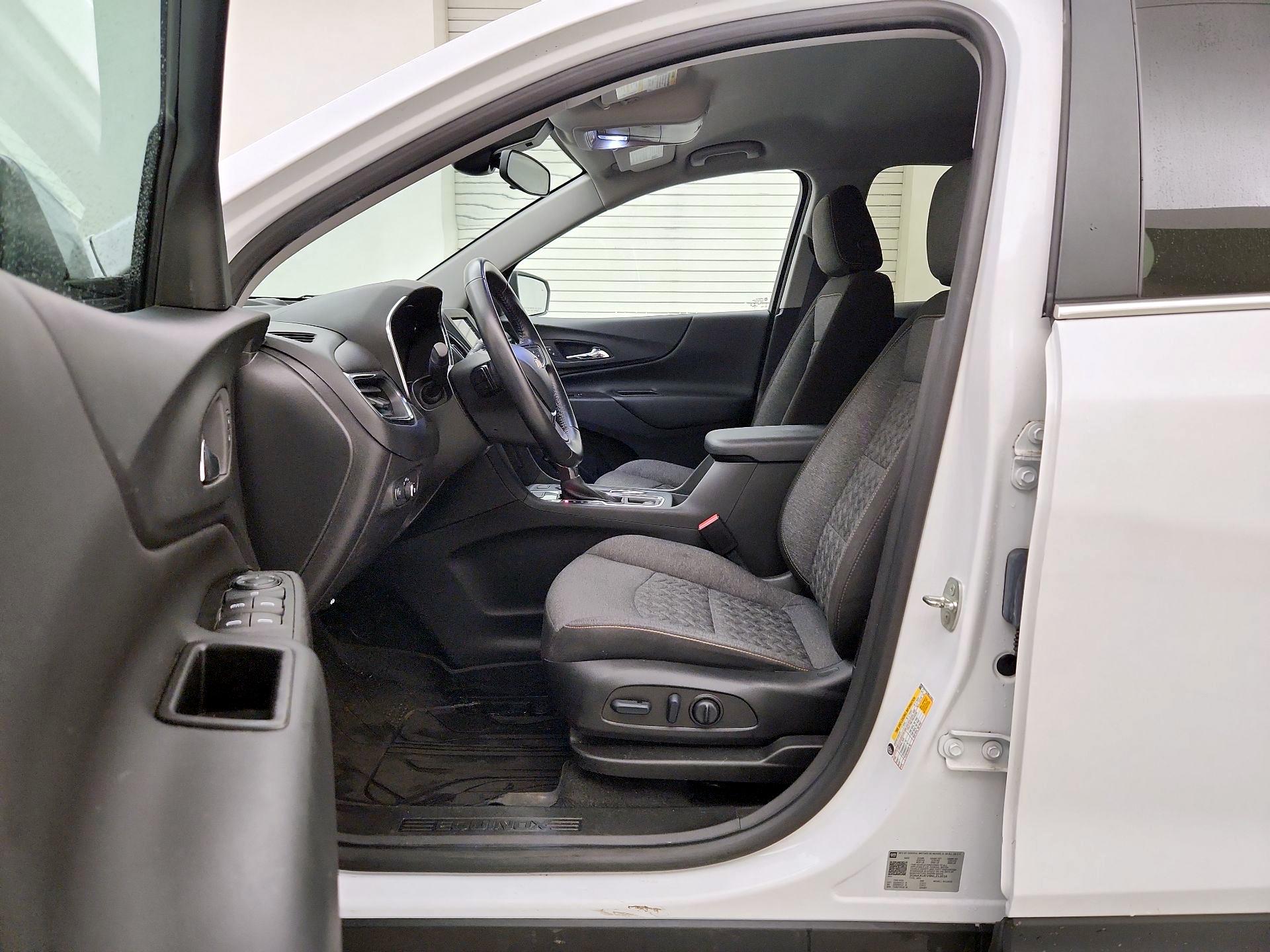 Thumbnail: 2022 Chevrolet Equinox - 11