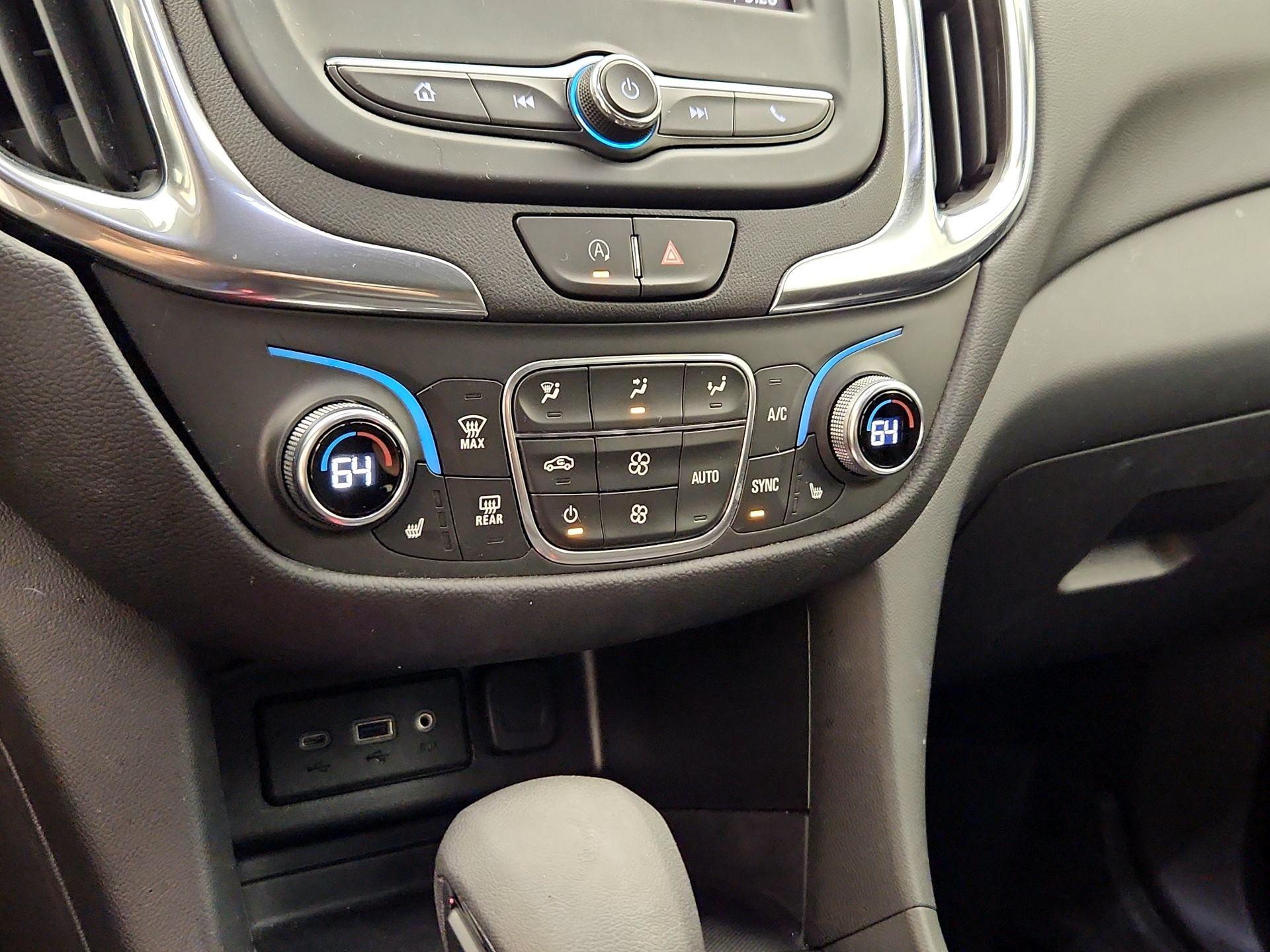 Thumbnail: 2022 Chevrolet Equinox - 16