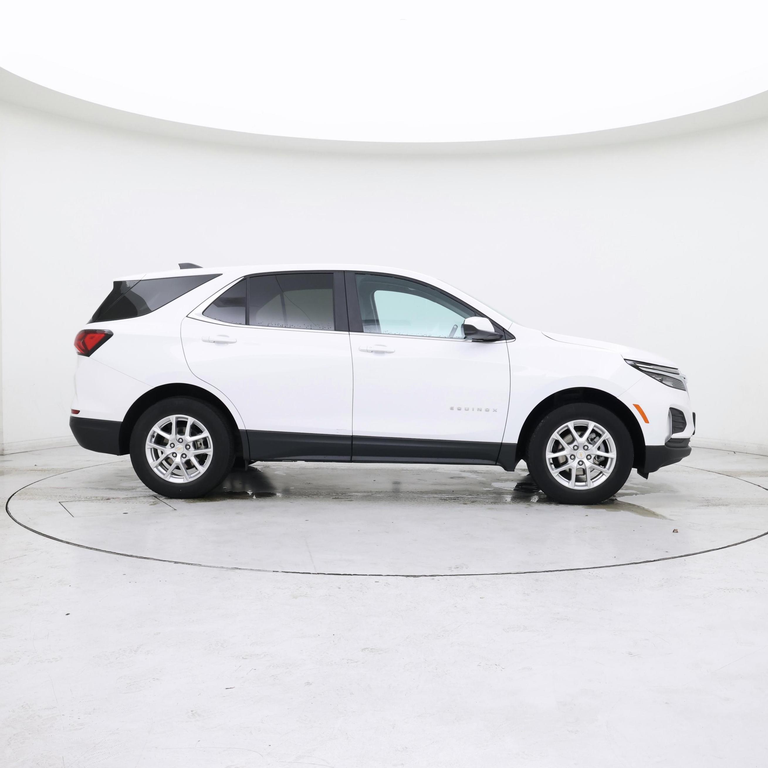 Thumbnail: 2022 Chevrolet Equinox - 7