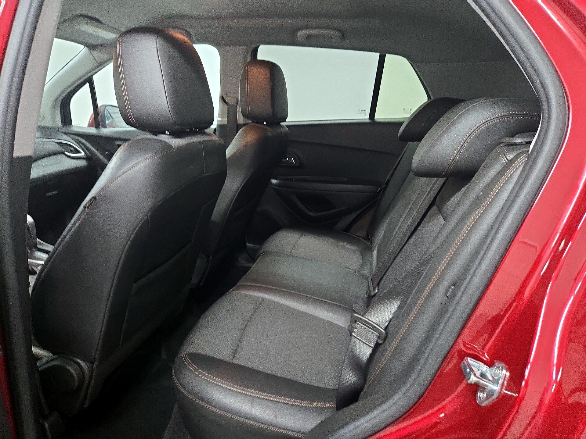 Thumbnail: 2022 Chevrolet Trax - 19