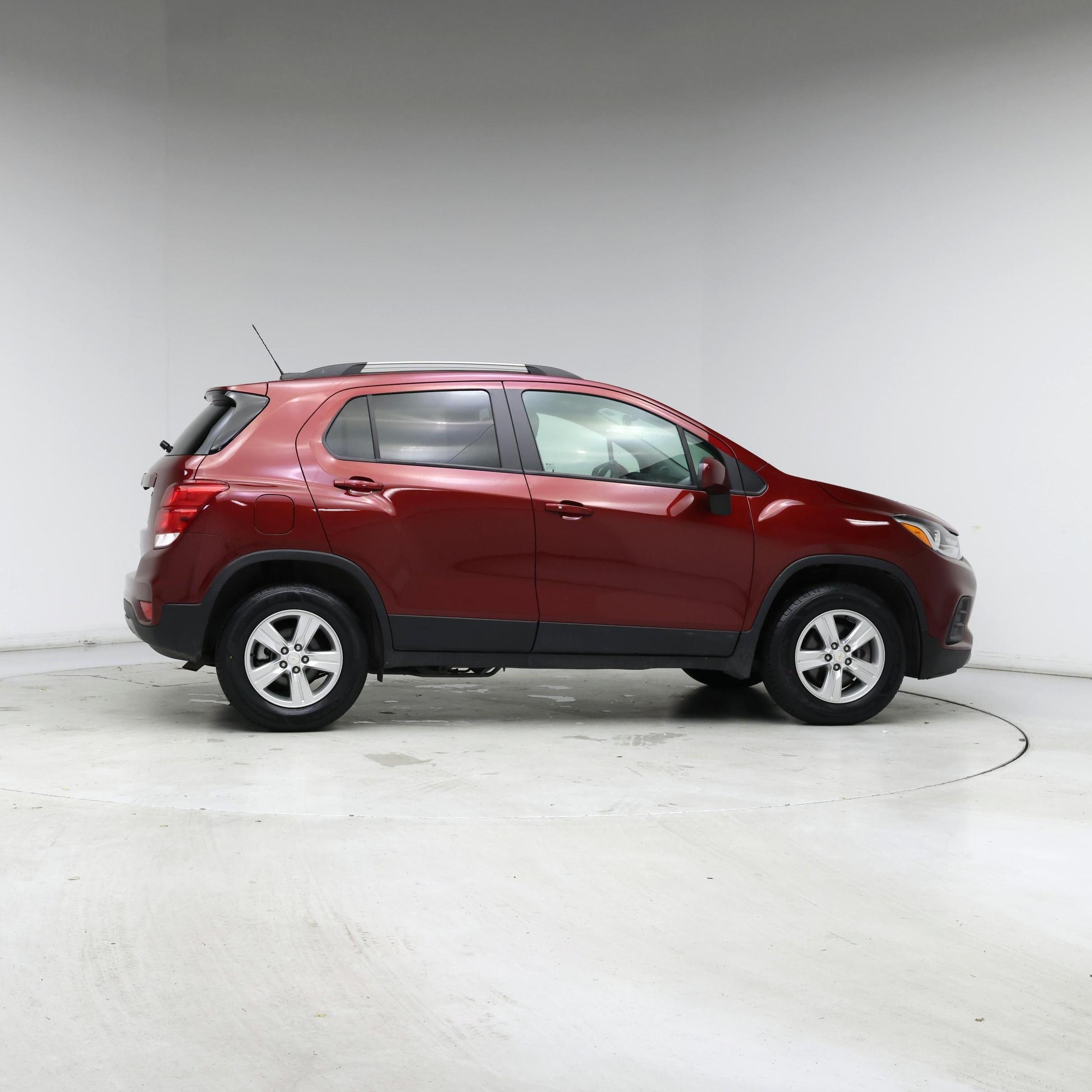 Thumbnail: 2022 Chevrolet Trax - 7