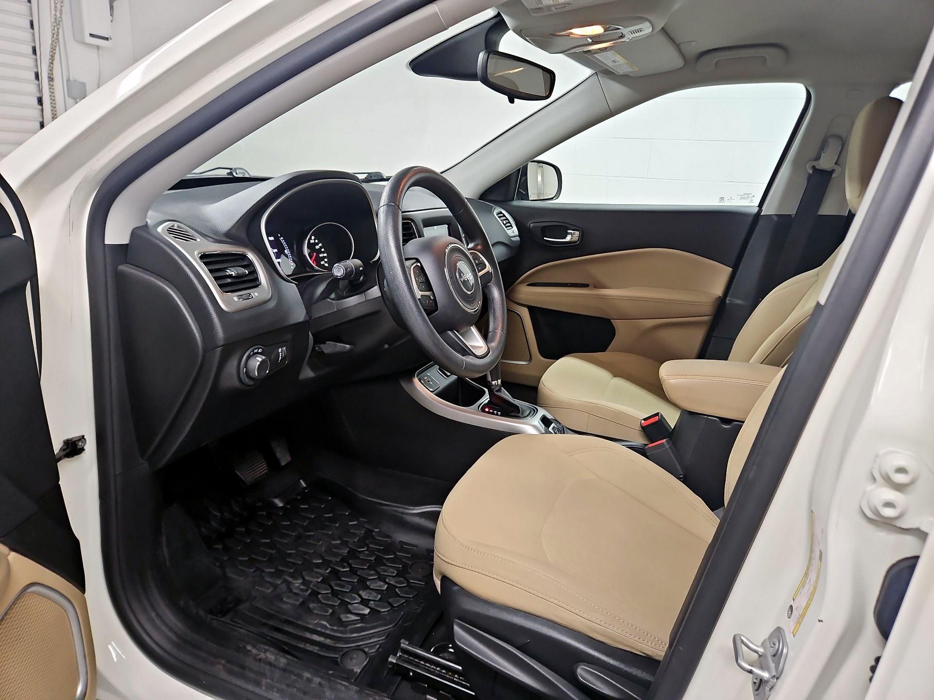 Thumbnail: 2020 Jeep Compass - 11