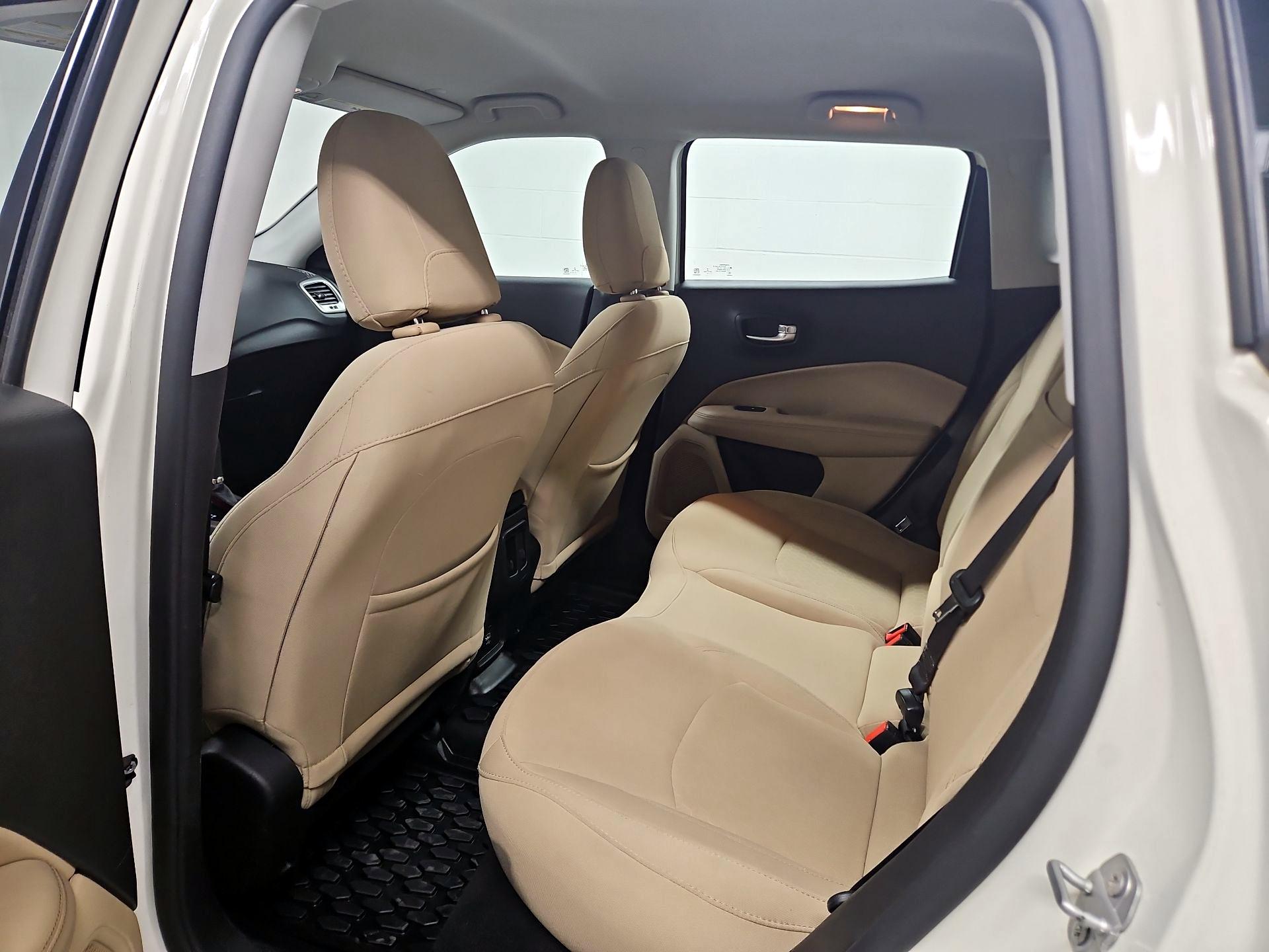 Thumbnail: 2020 Jeep Compass - 19