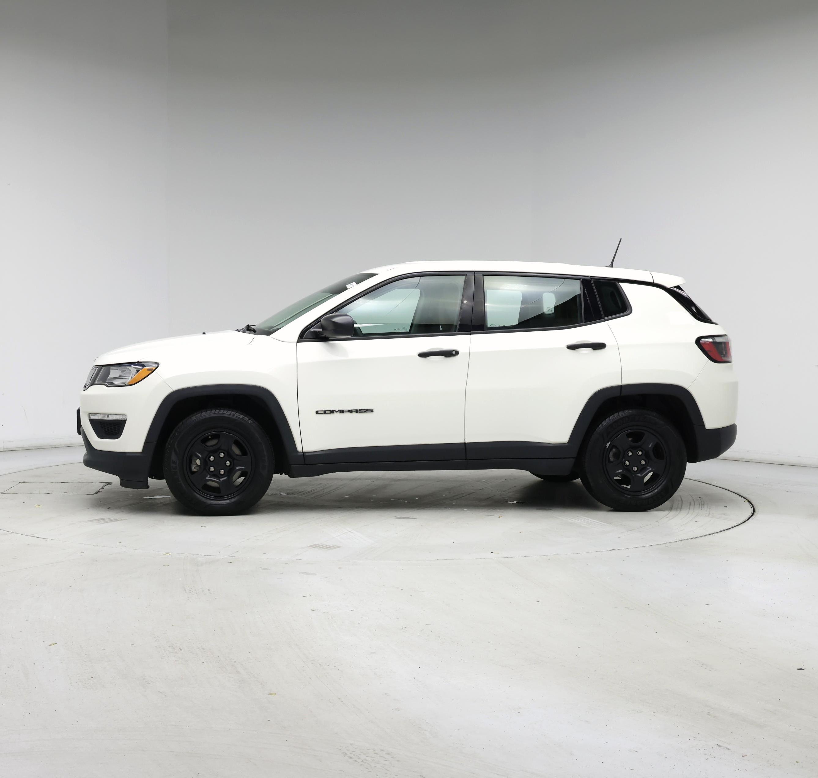 Thumbnail: 2020 Jeep Compass - 3