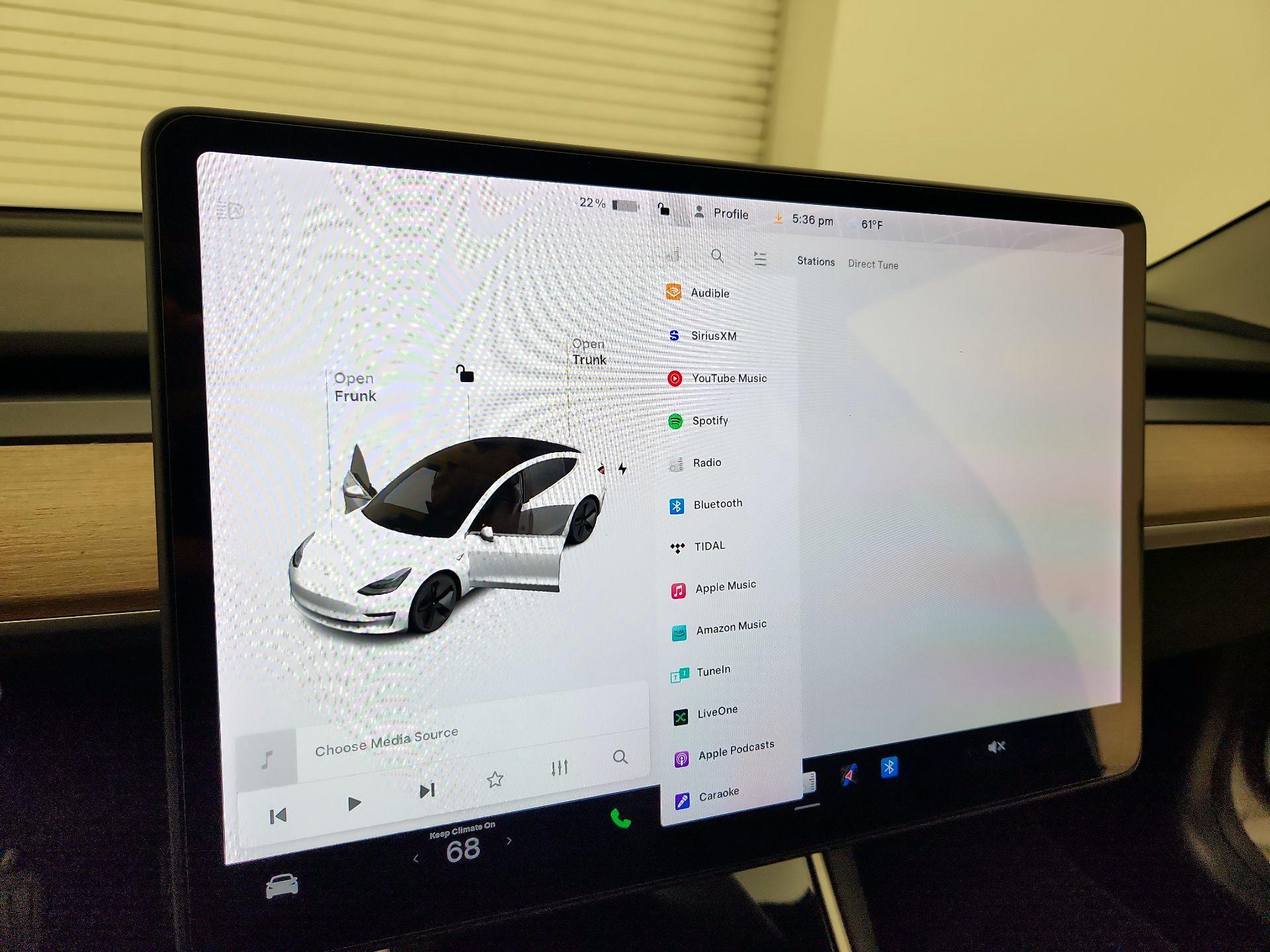 Thumbnail: 2020 Tesla Model 3 - 15