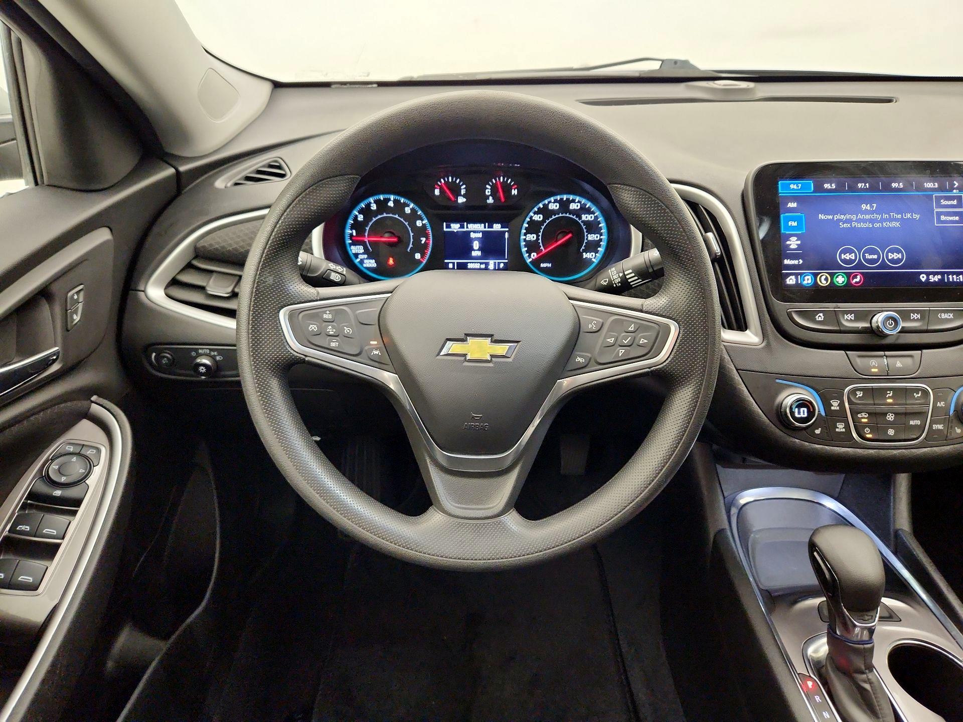 Thumbnail: 2023 Chevrolet Malibu - 10