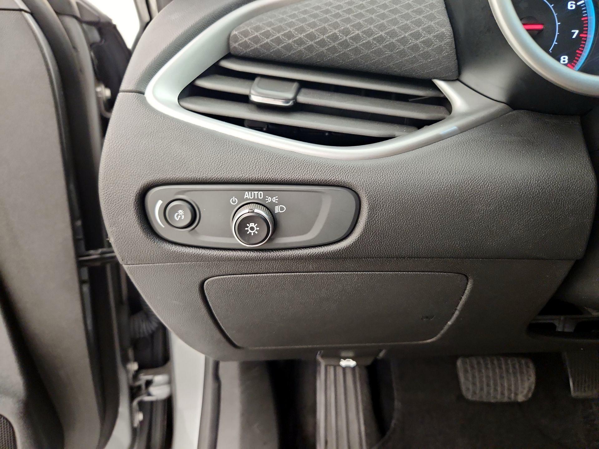 Thumbnail: 2023 Chevrolet Malibu - 13