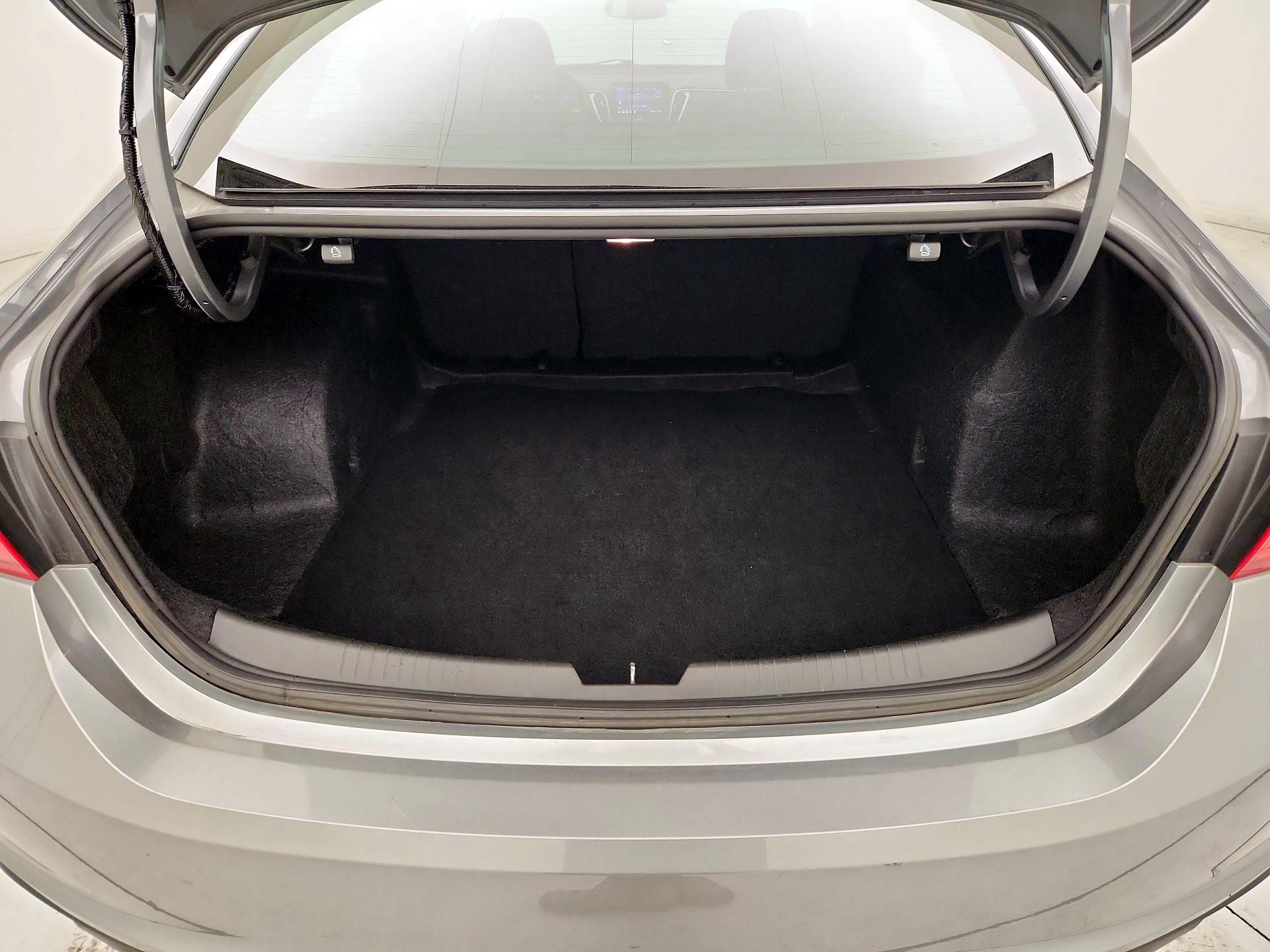 Thumbnail: 2023 Chevrolet Malibu - 20