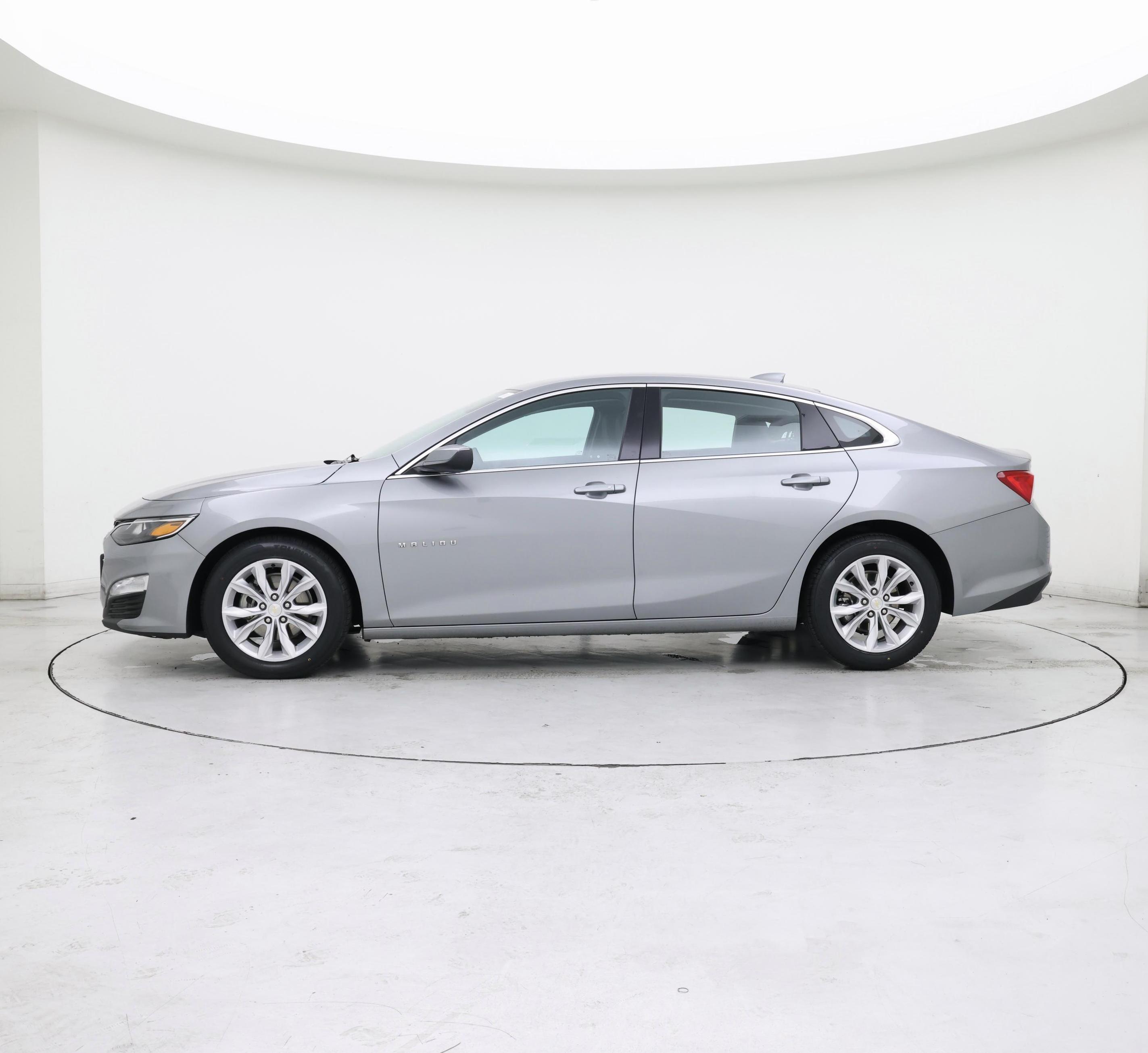 Thumbnail: 2023 Chevrolet Malibu - 3