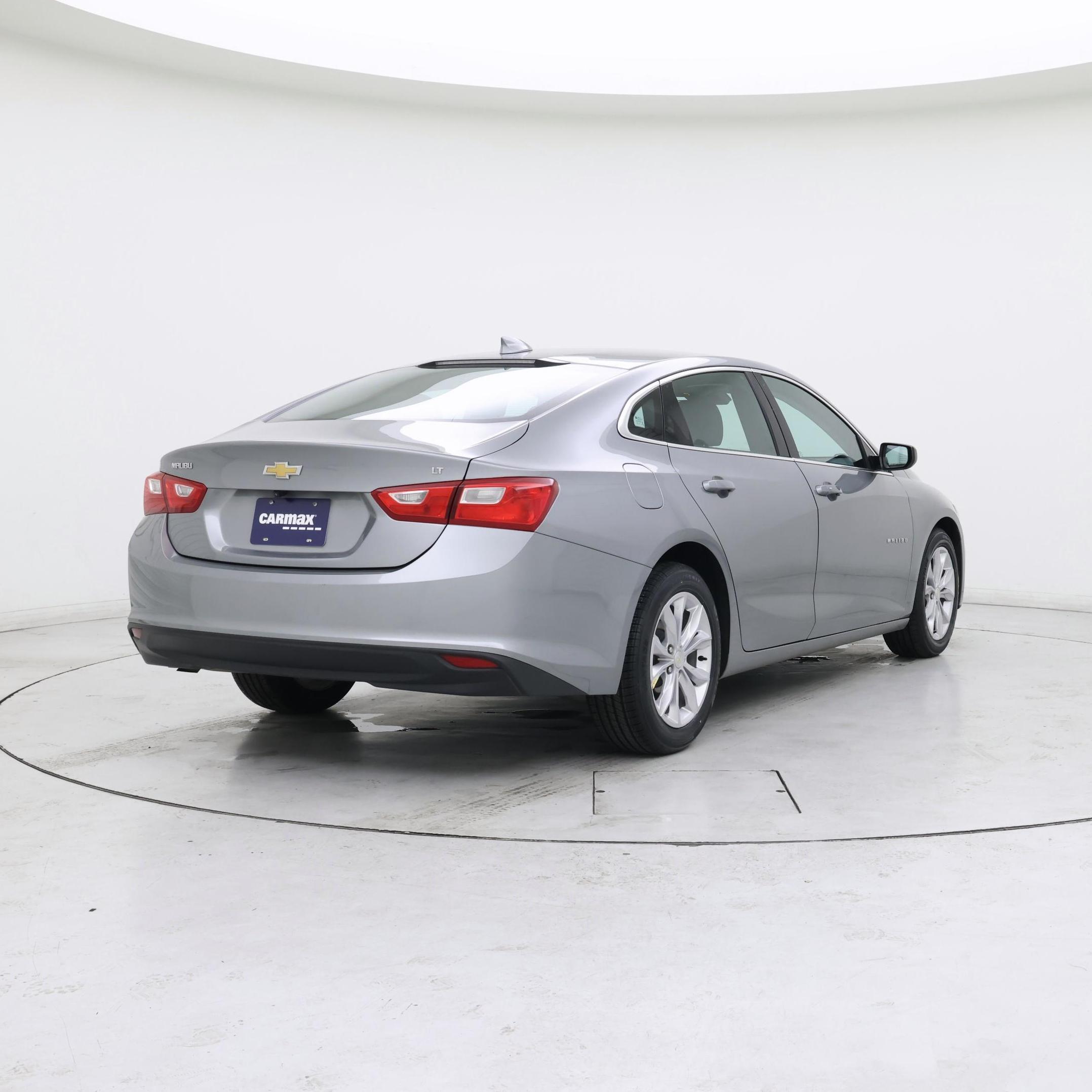 Thumbnail: 2023 Chevrolet Malibu - 8