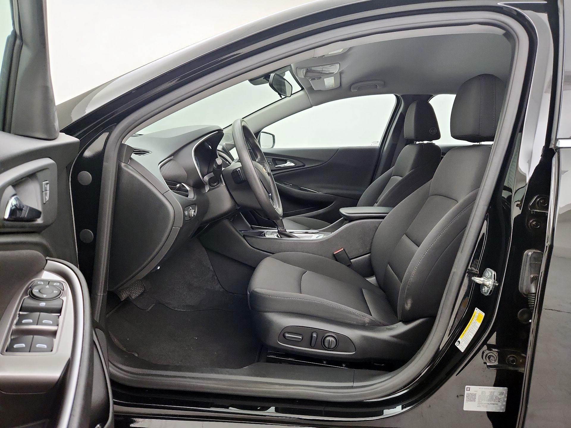 Thumbnail: 2020 Chevrolet Malibu - 11