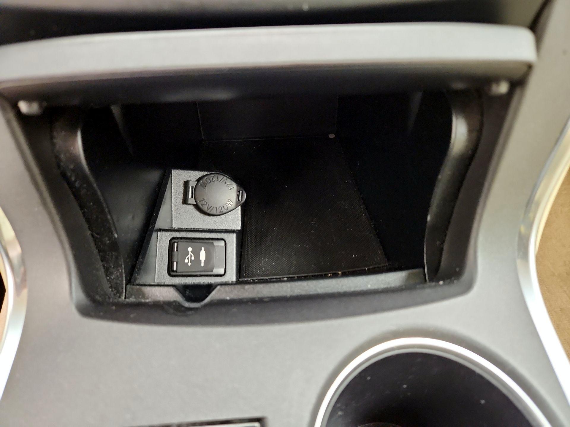 Thumbnail: 2017 Toyota Camry - 18