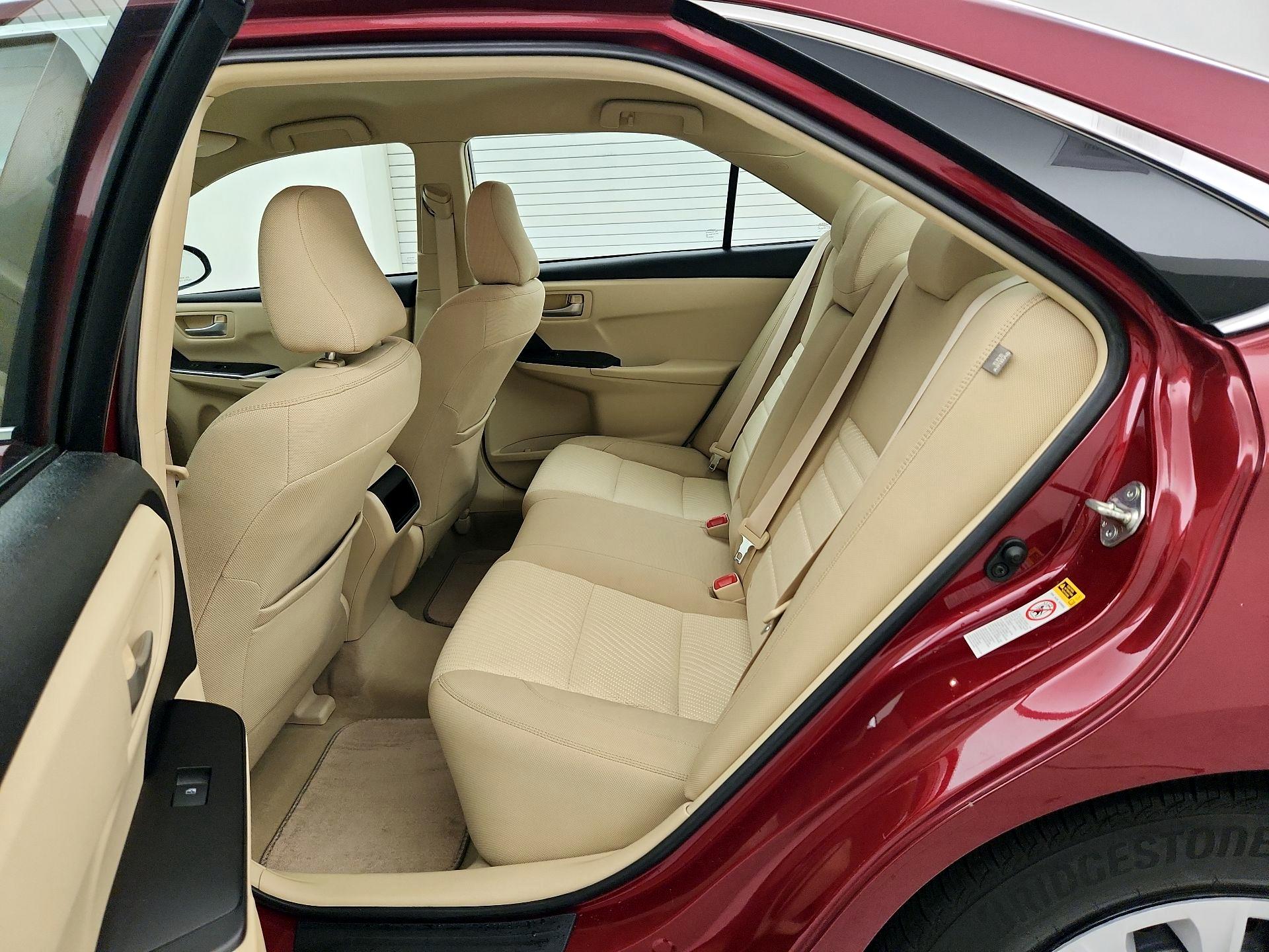 Thumbnail: 2017 Toyota Camry - 19