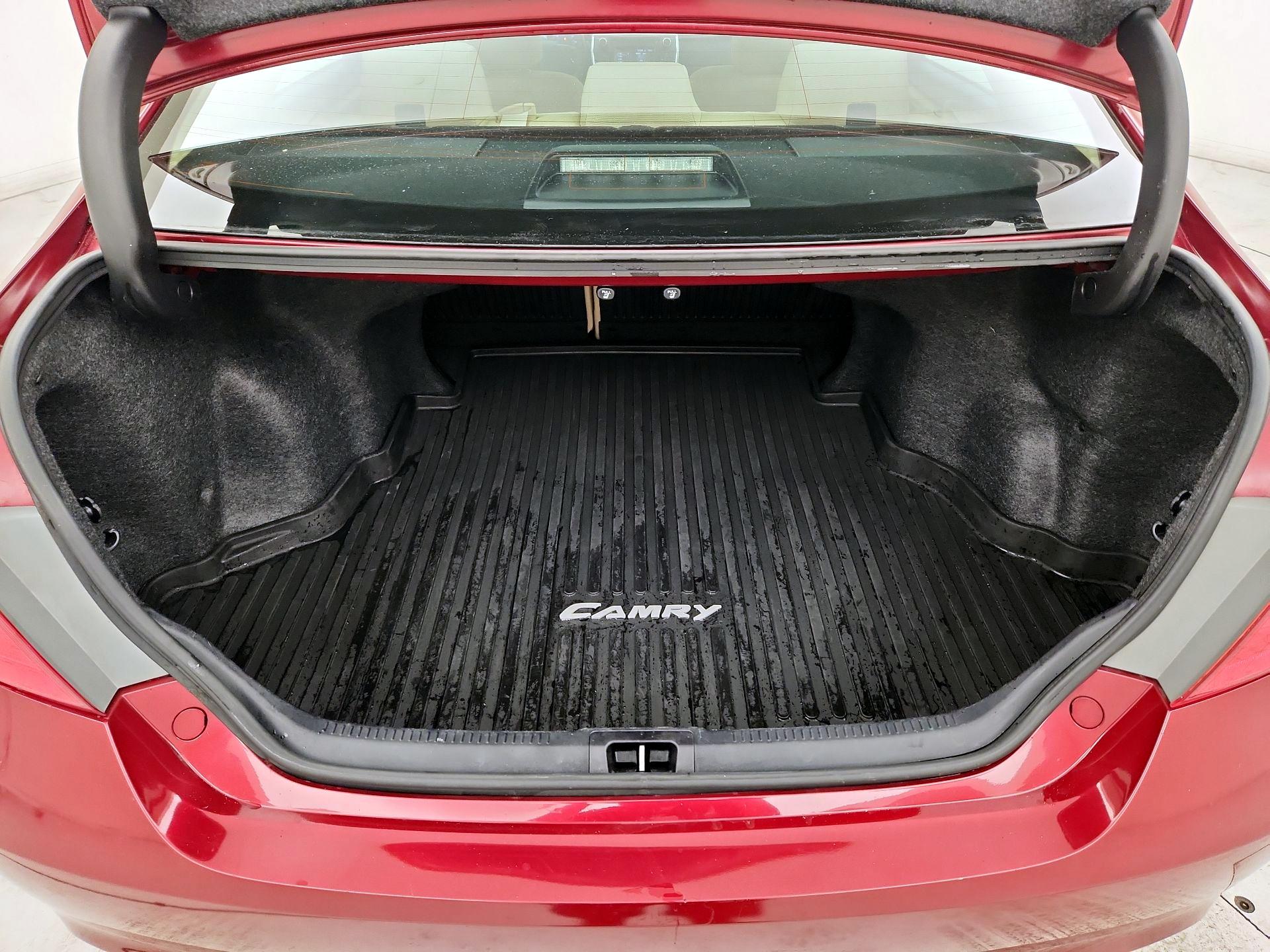 Thumbnail: 2017 Toyota Camry - 20