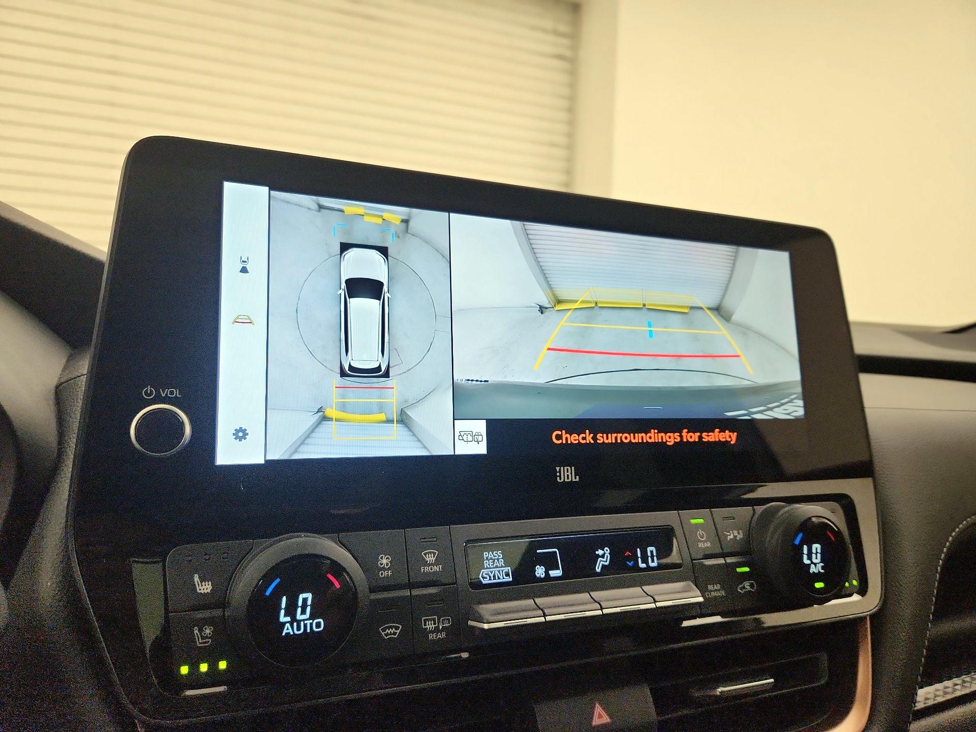 Thumbnail: 2025 Toyota Highlander - 14