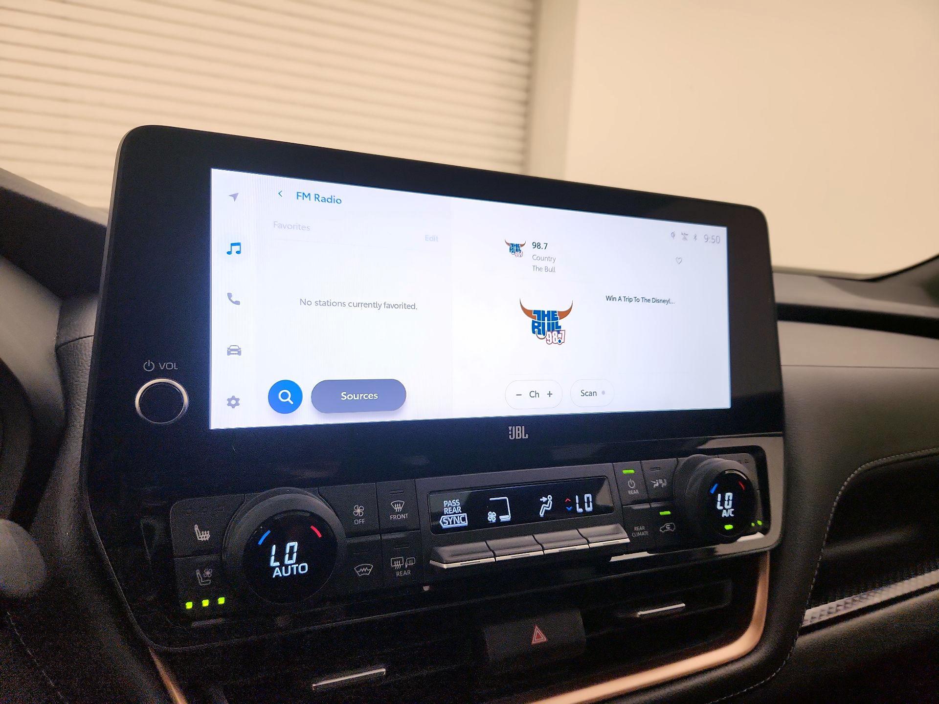 Thumbnail: 2025 Toyota Highlander - 15