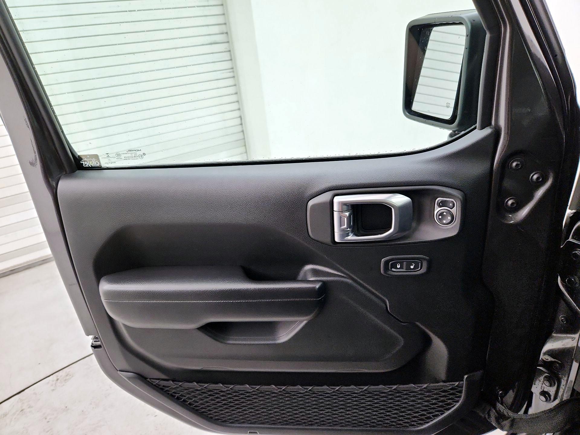 Thumbnail: 2021 Jeep Wrangler - 12