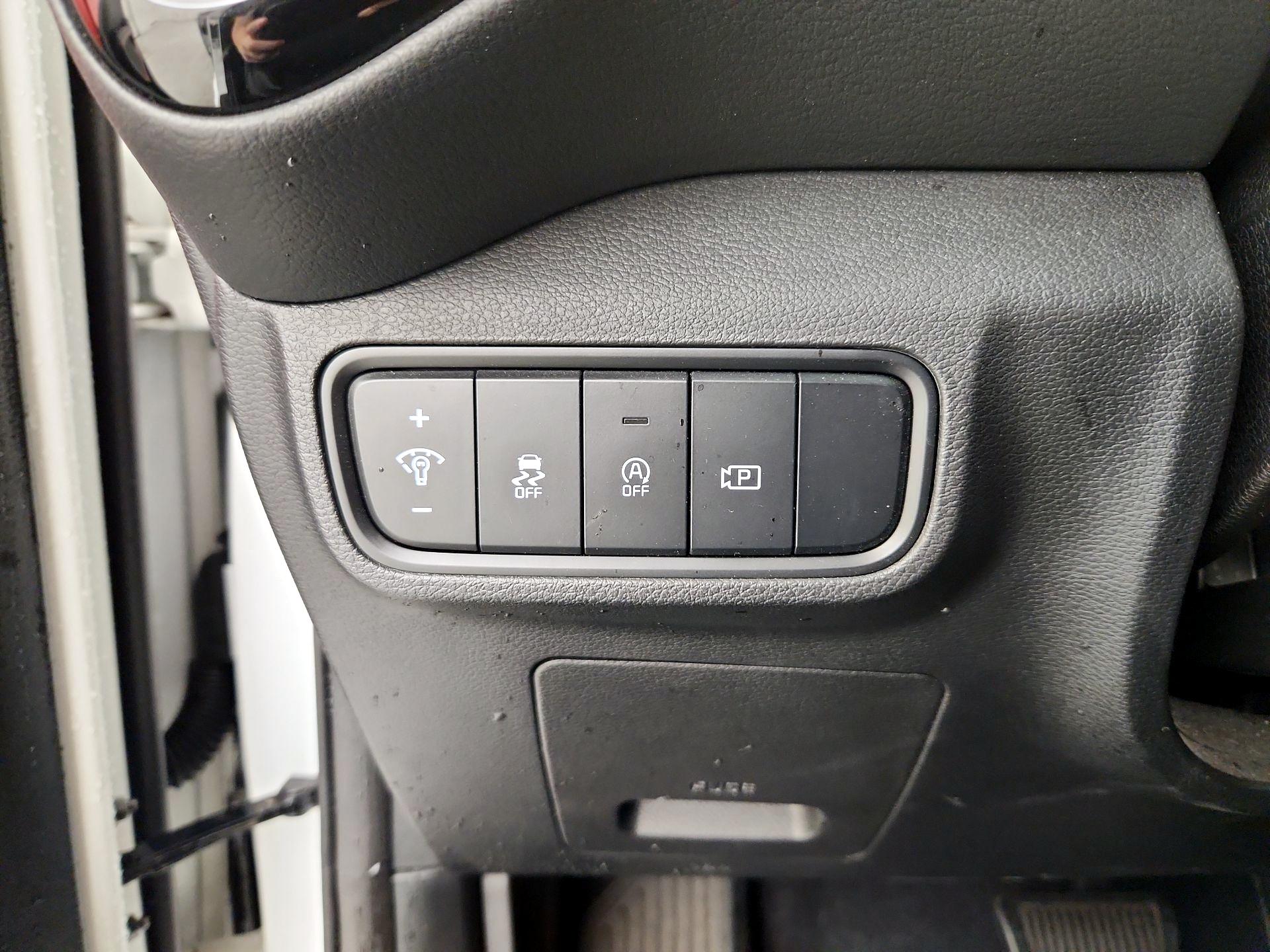 Thumbnail: 2023 Kia Soul - 13