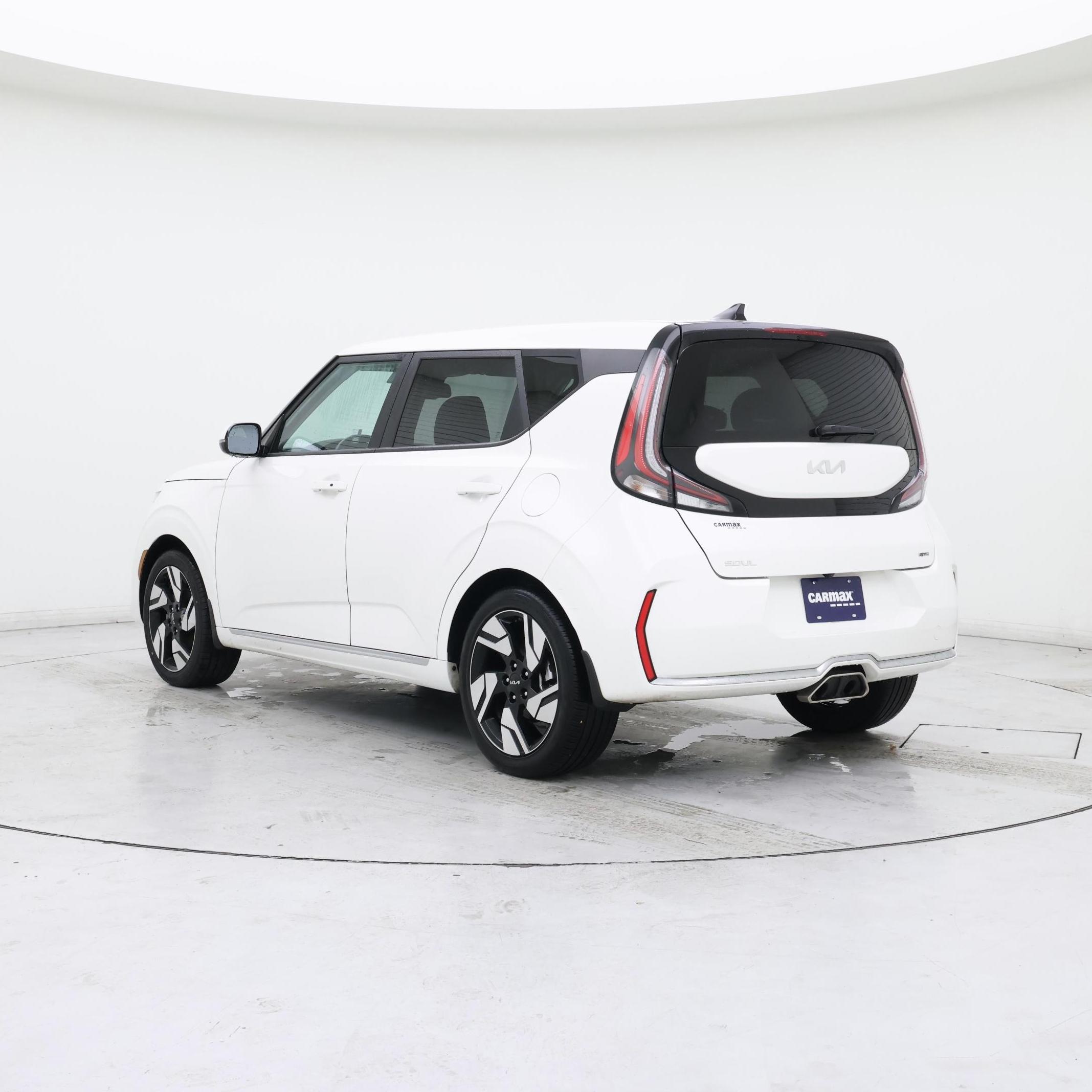 Thumbnail: 2023 Kia Soul - 2