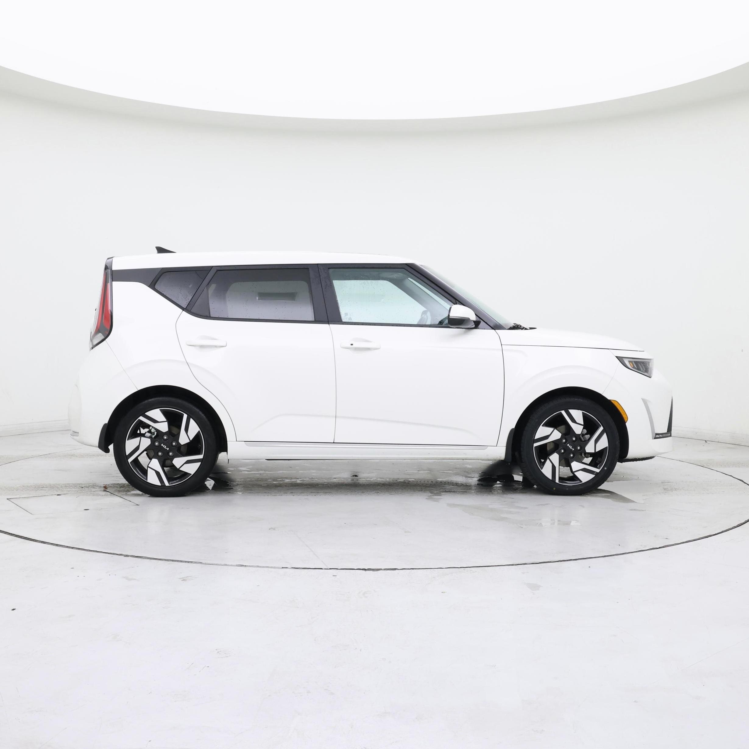 Thumbnail: 2023 Kia Soul - 7